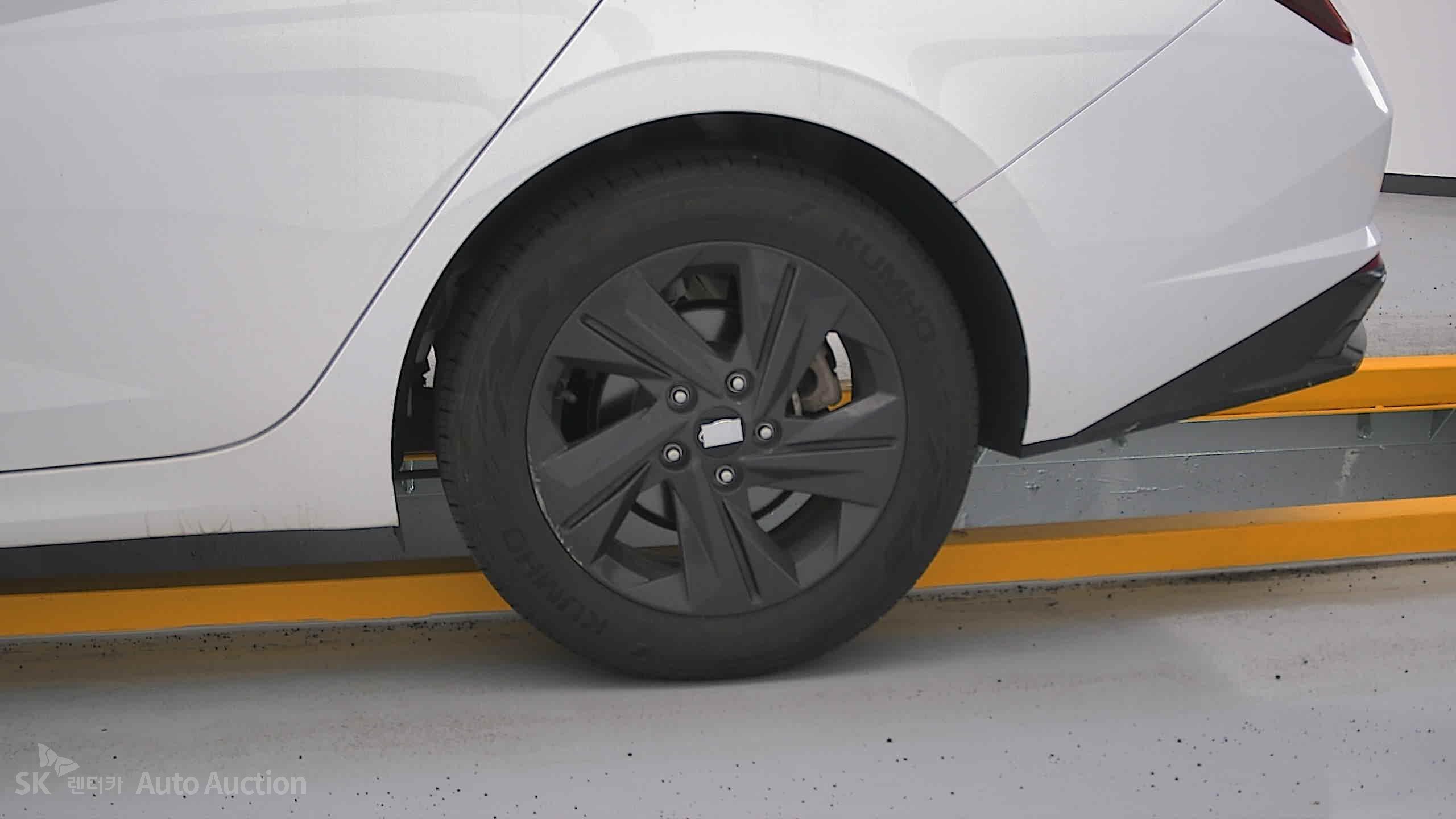 2023 - hyundai avante