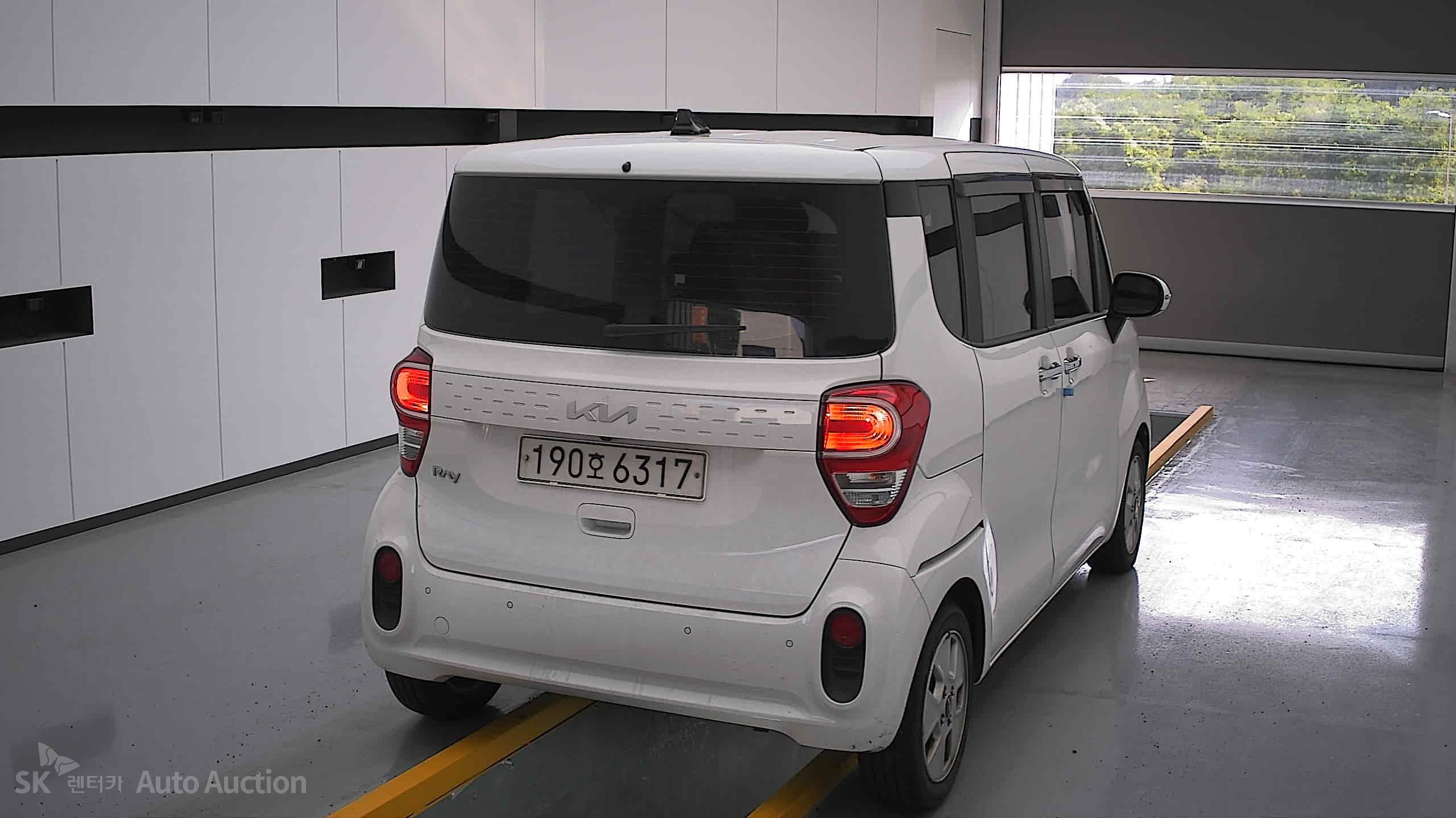 2022 - kia ray