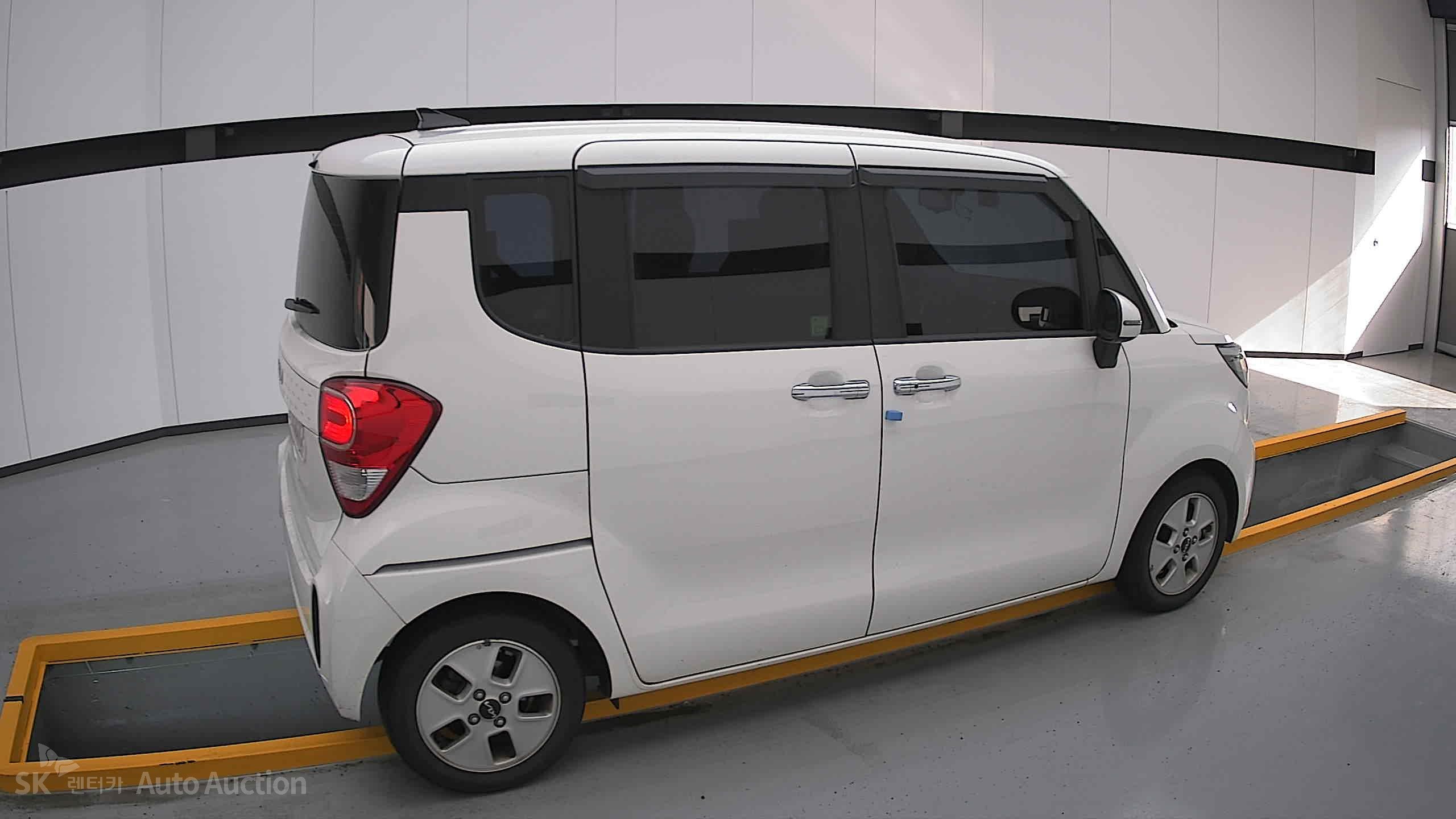 2022 - kia ray