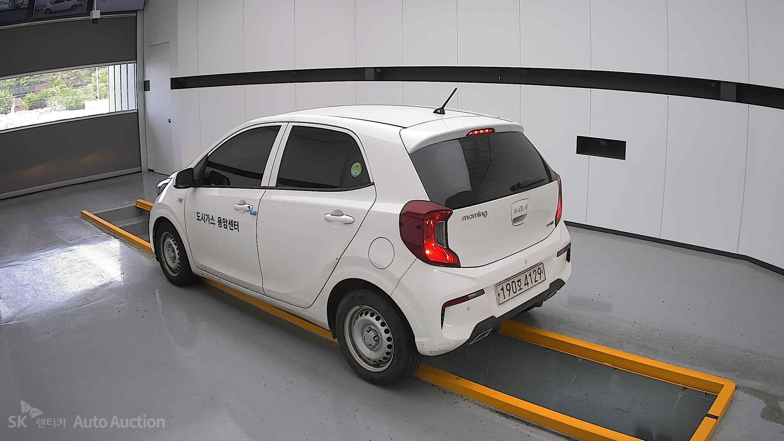 2022 - kia morning