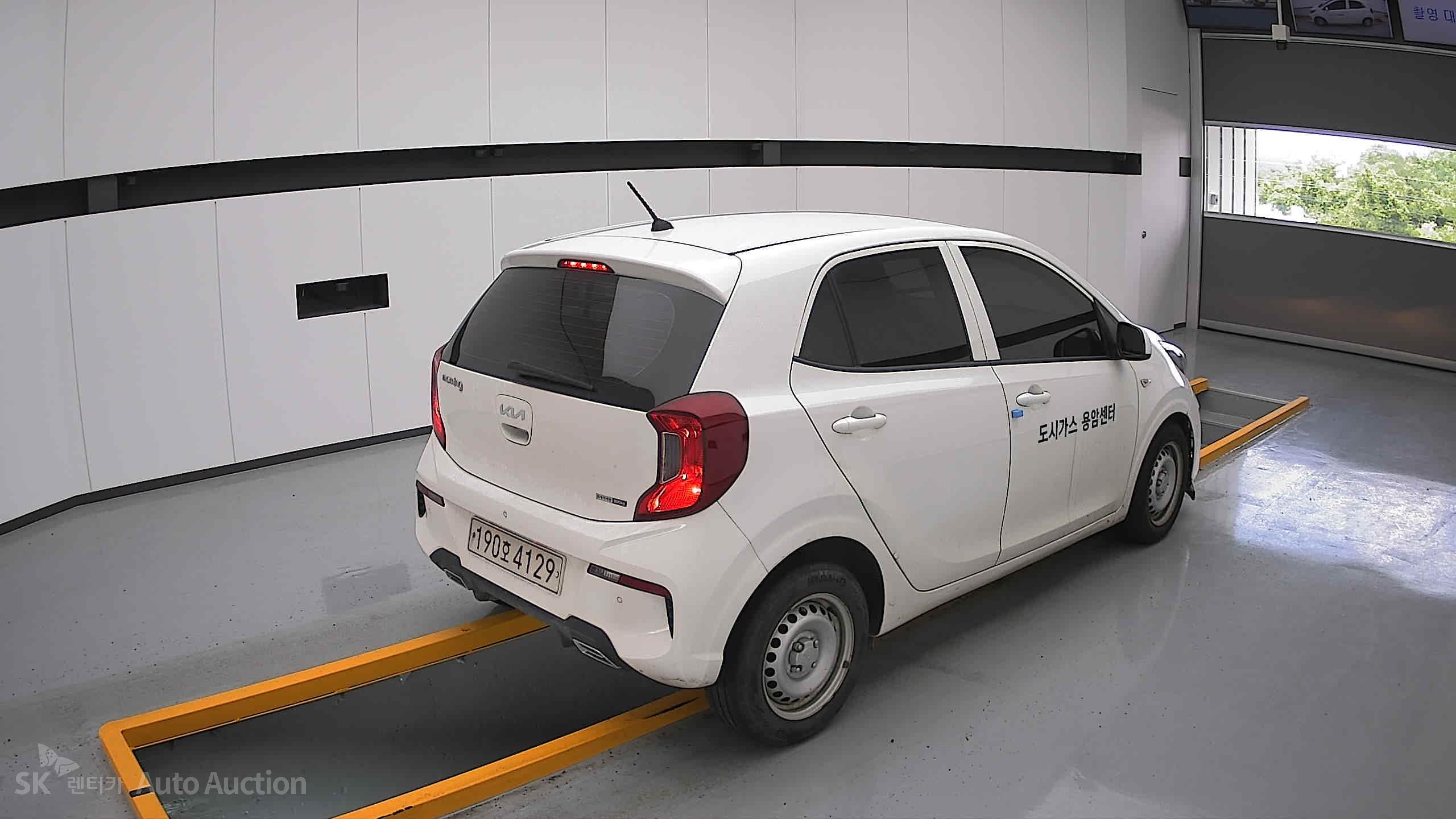 2022 - kia morning