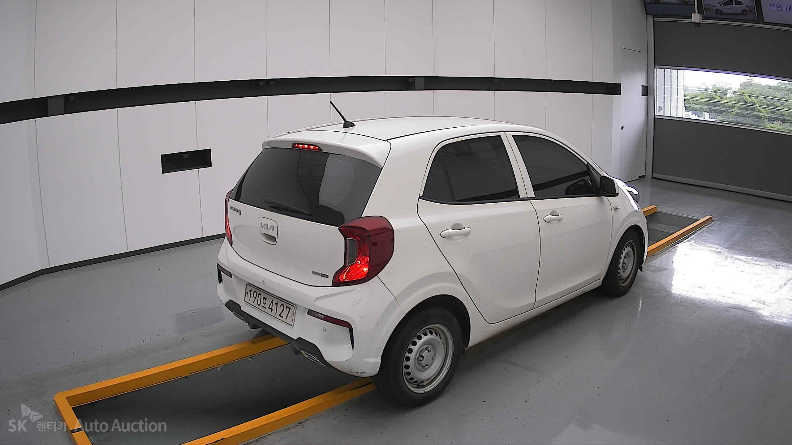 2022 - kia morning