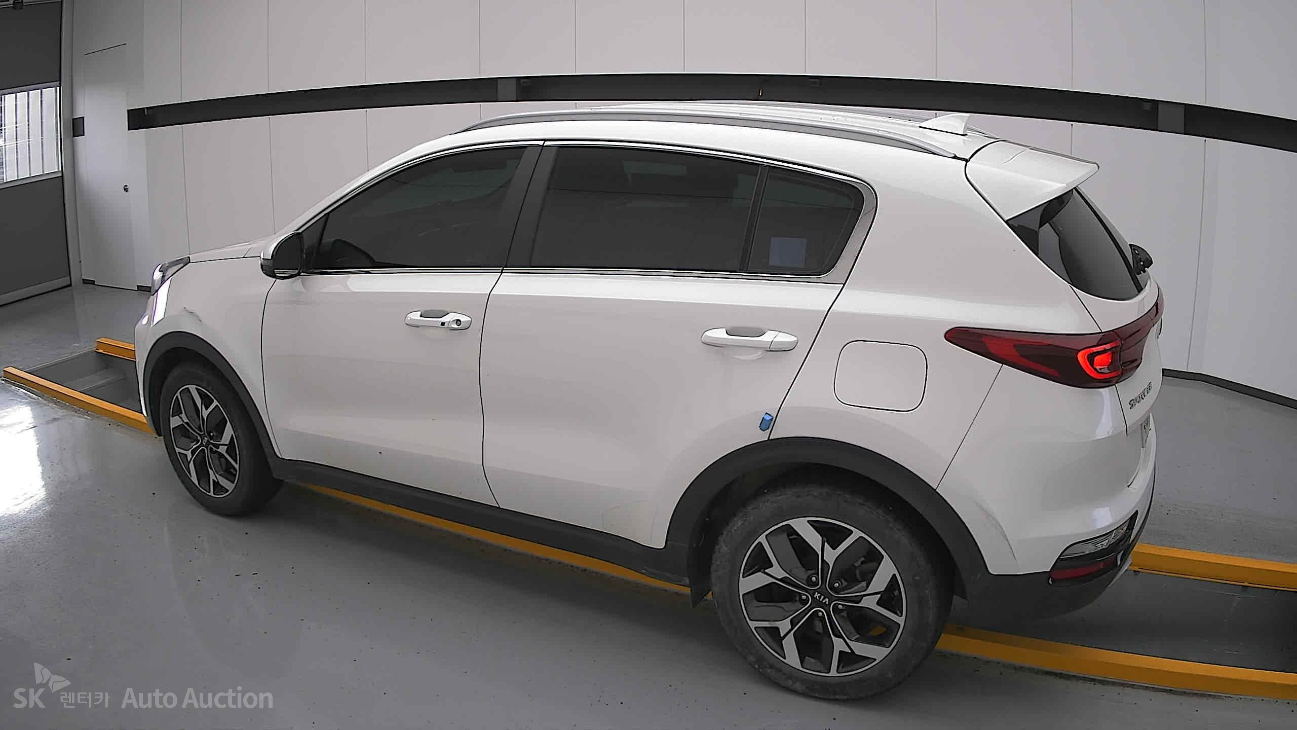 2022 - kia sportage