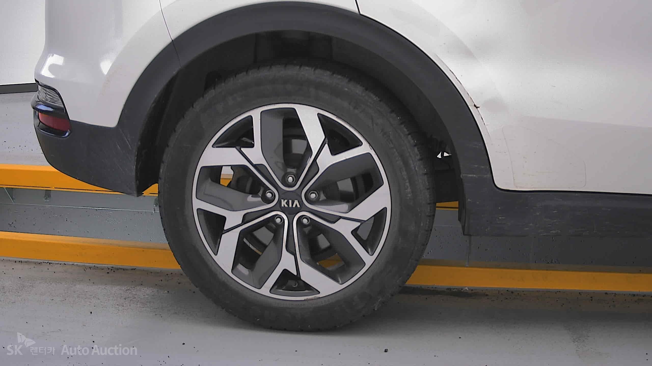 2022 - kia sportage