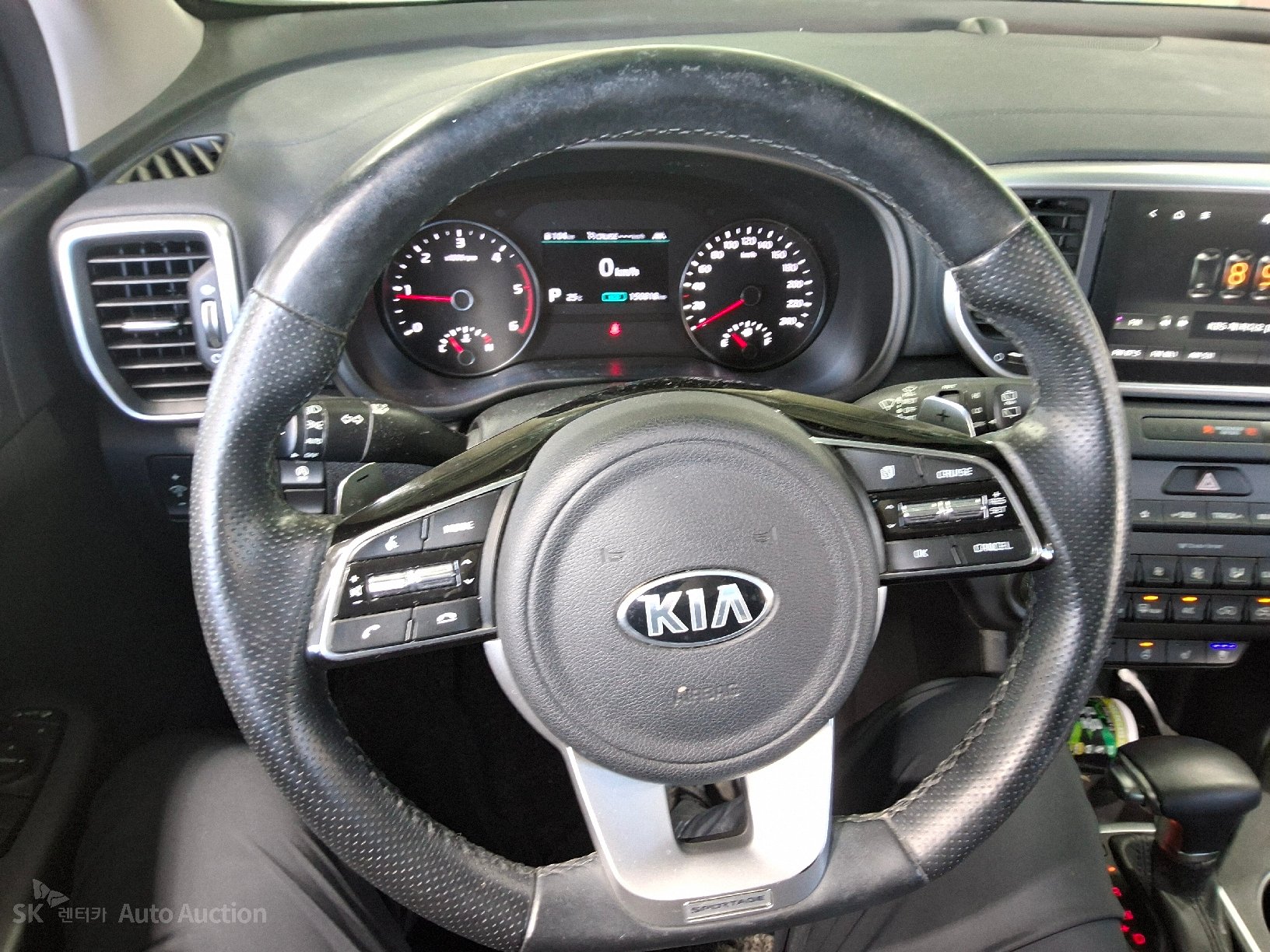 2022 - kia sportage