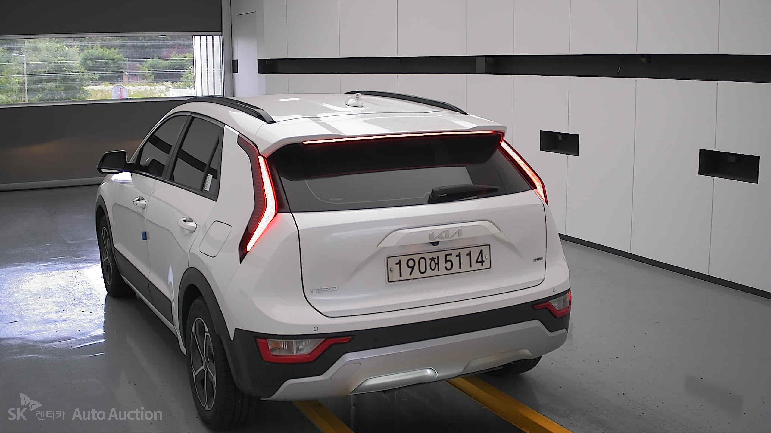 2022 - kia all-new niro