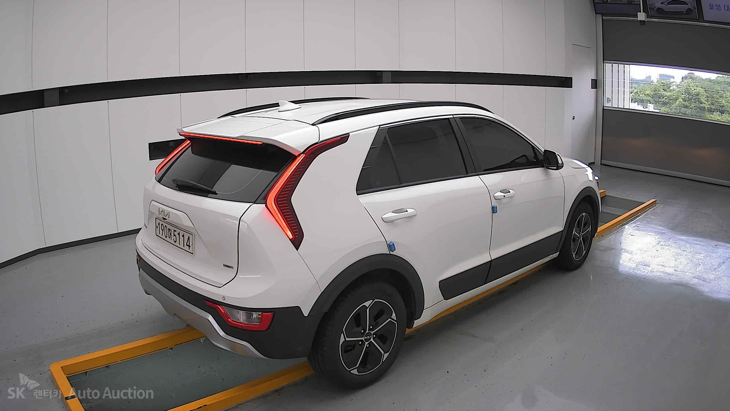2022 - kia all-new niro