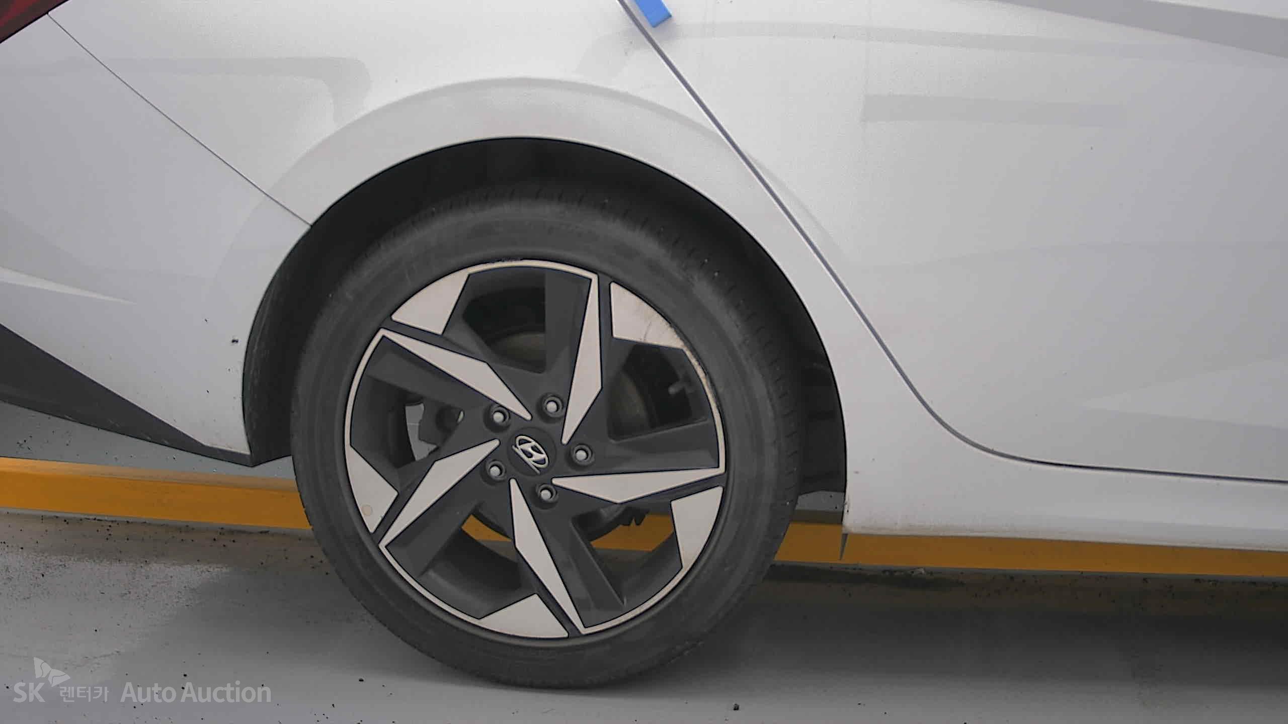 2023 - hyundai avante