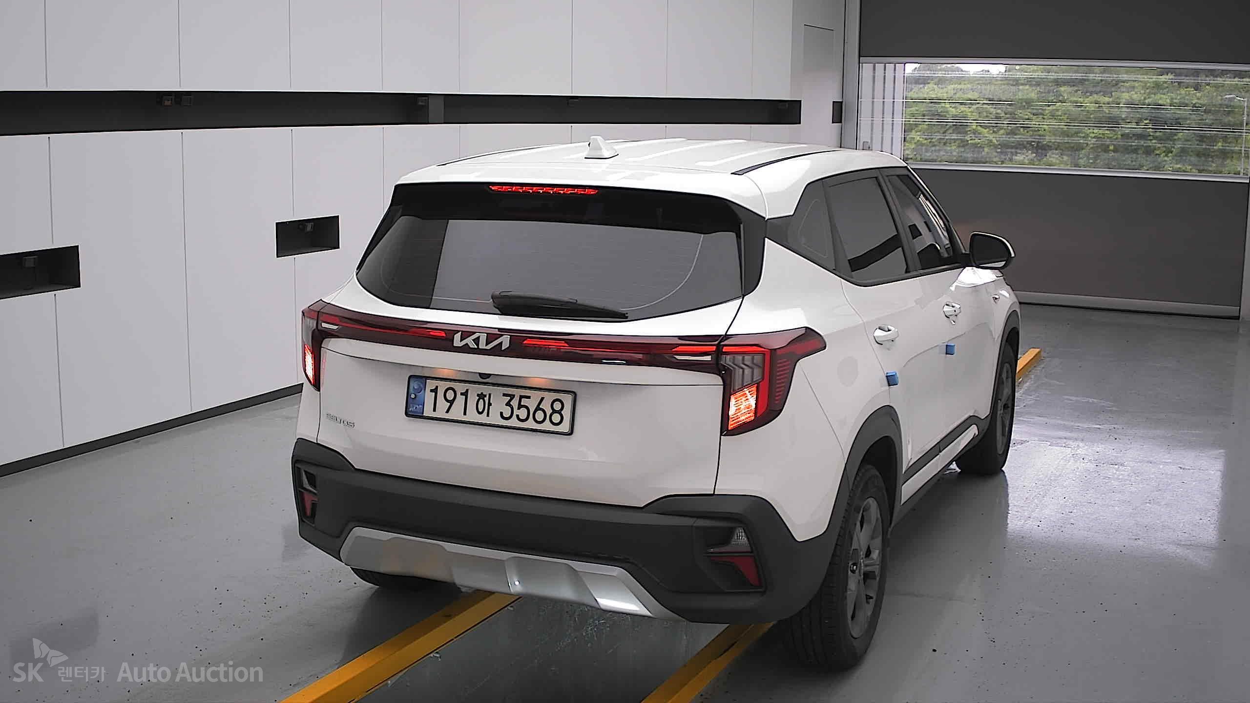 2023 - kia seltos