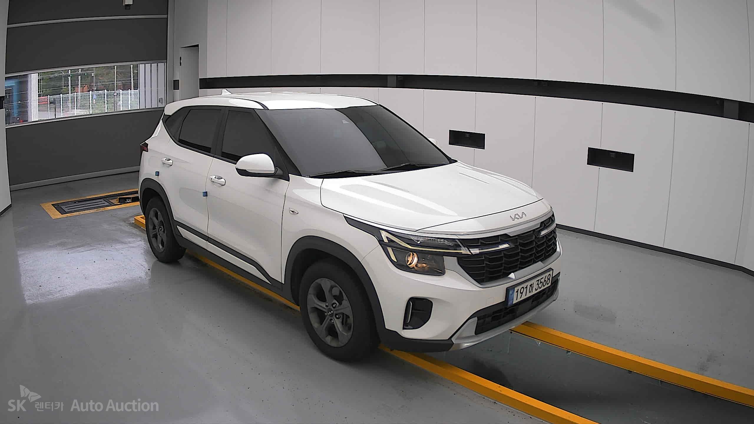 2023 - kia seltos
