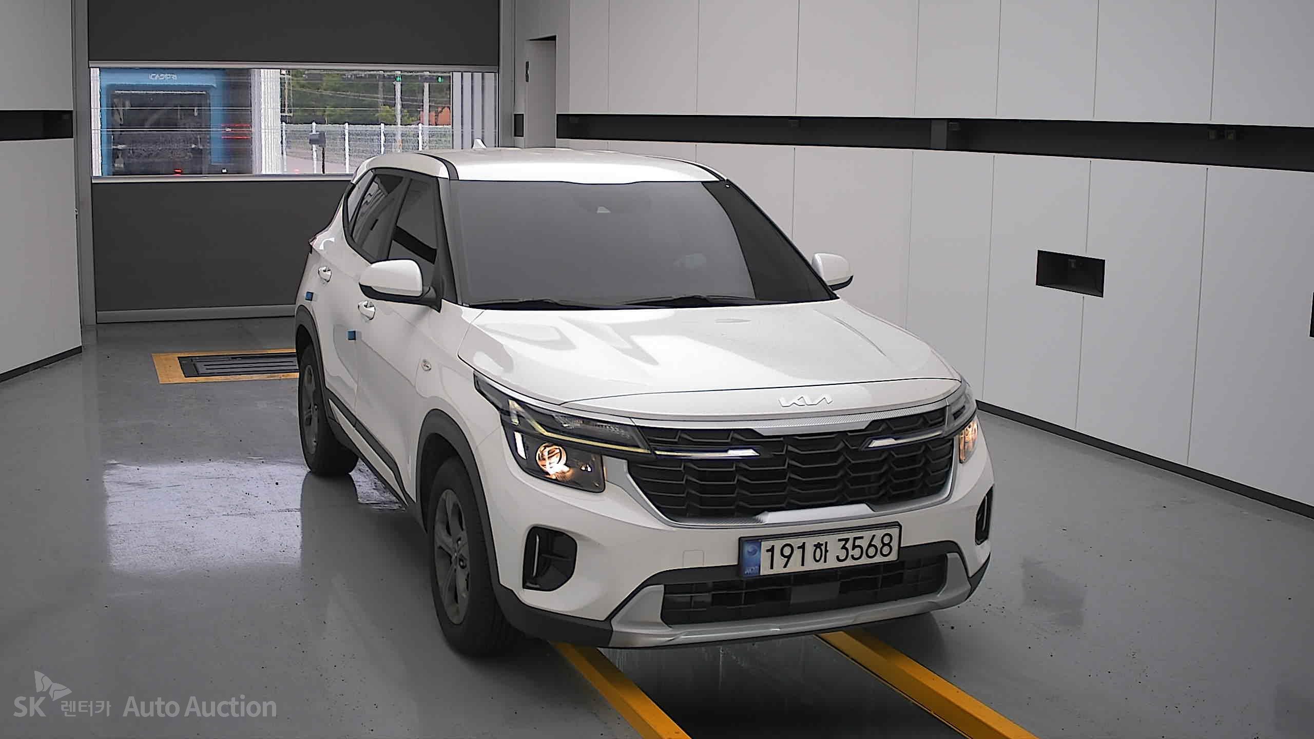 2023 - kia seltos