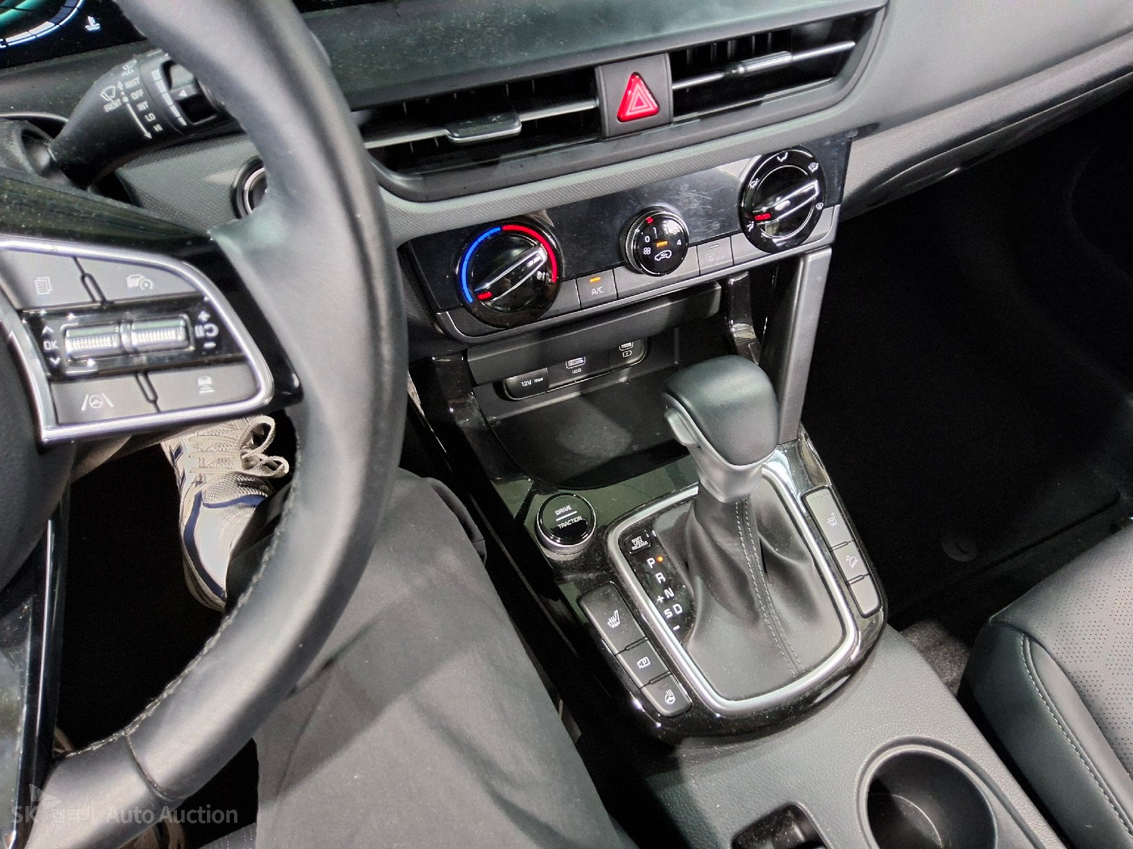 2023 - kia seltos