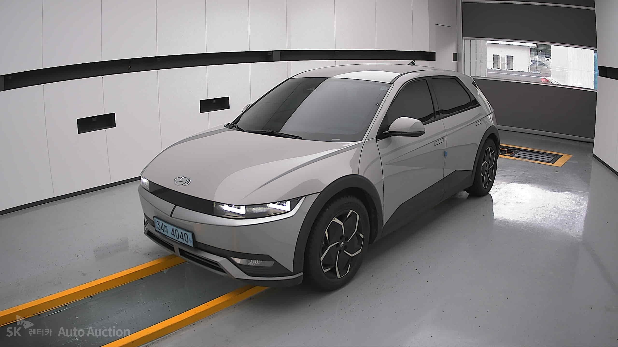 2022 - hyundai ioniq