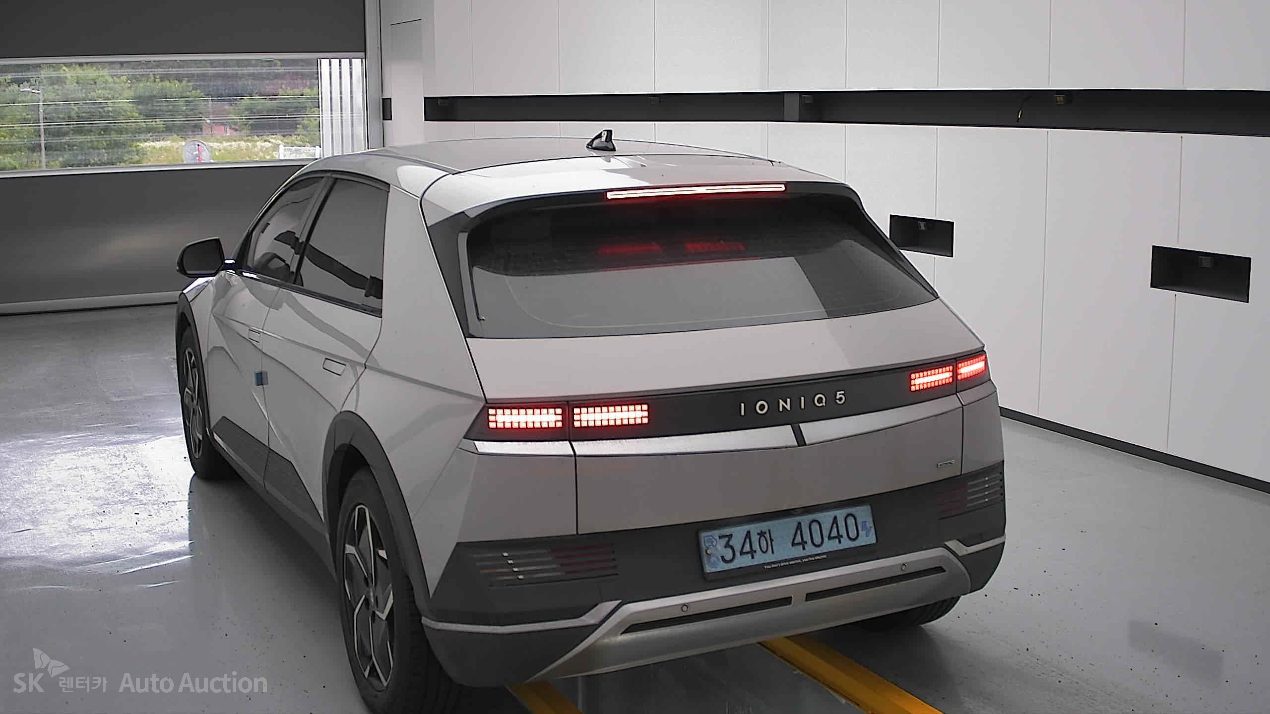 2022 - hyundai ioniq