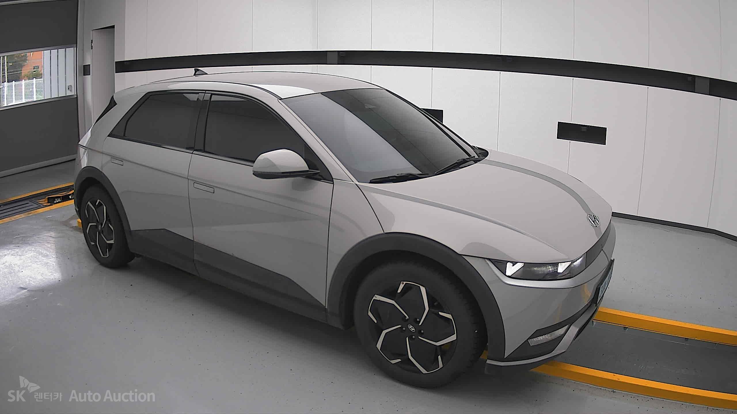 2022 - hyundai ioniq