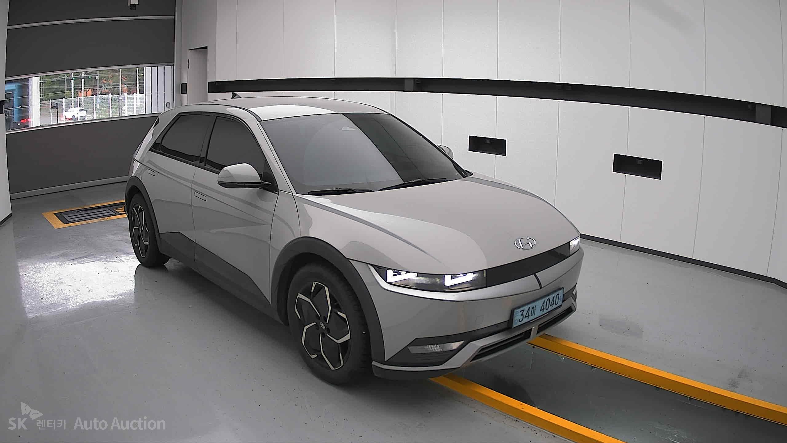 2022 - hyundai ioniq