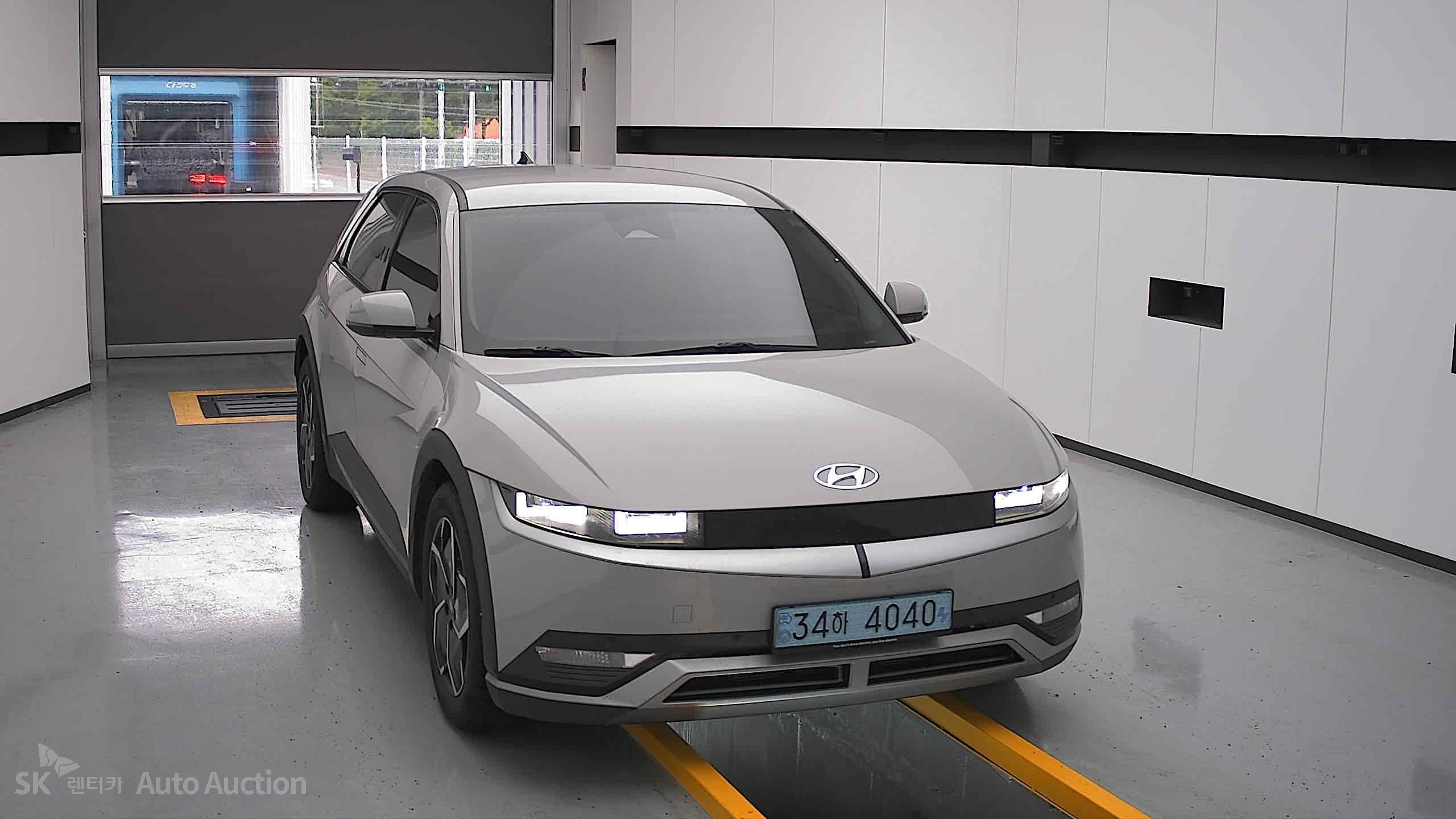 2022 - hyundai ioniq