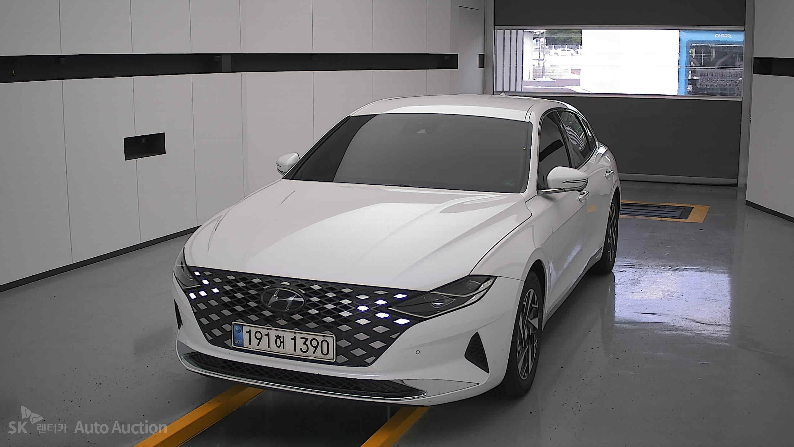 2022 - hyundai grandeur