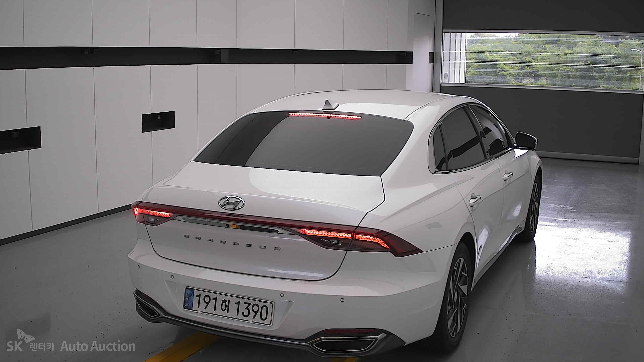 2022 - hyundai grandeur
