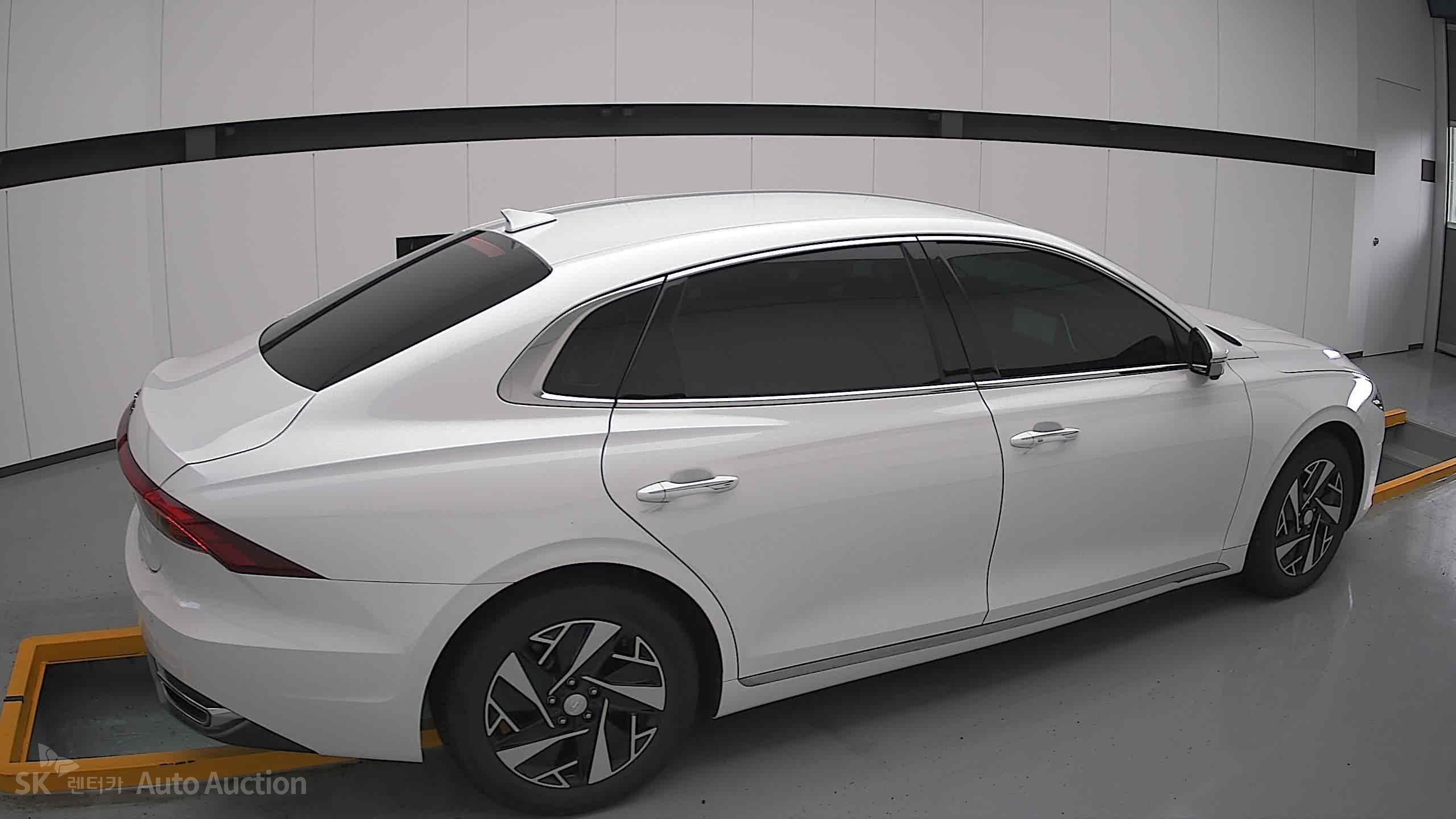 2022 - hyundai grandeur