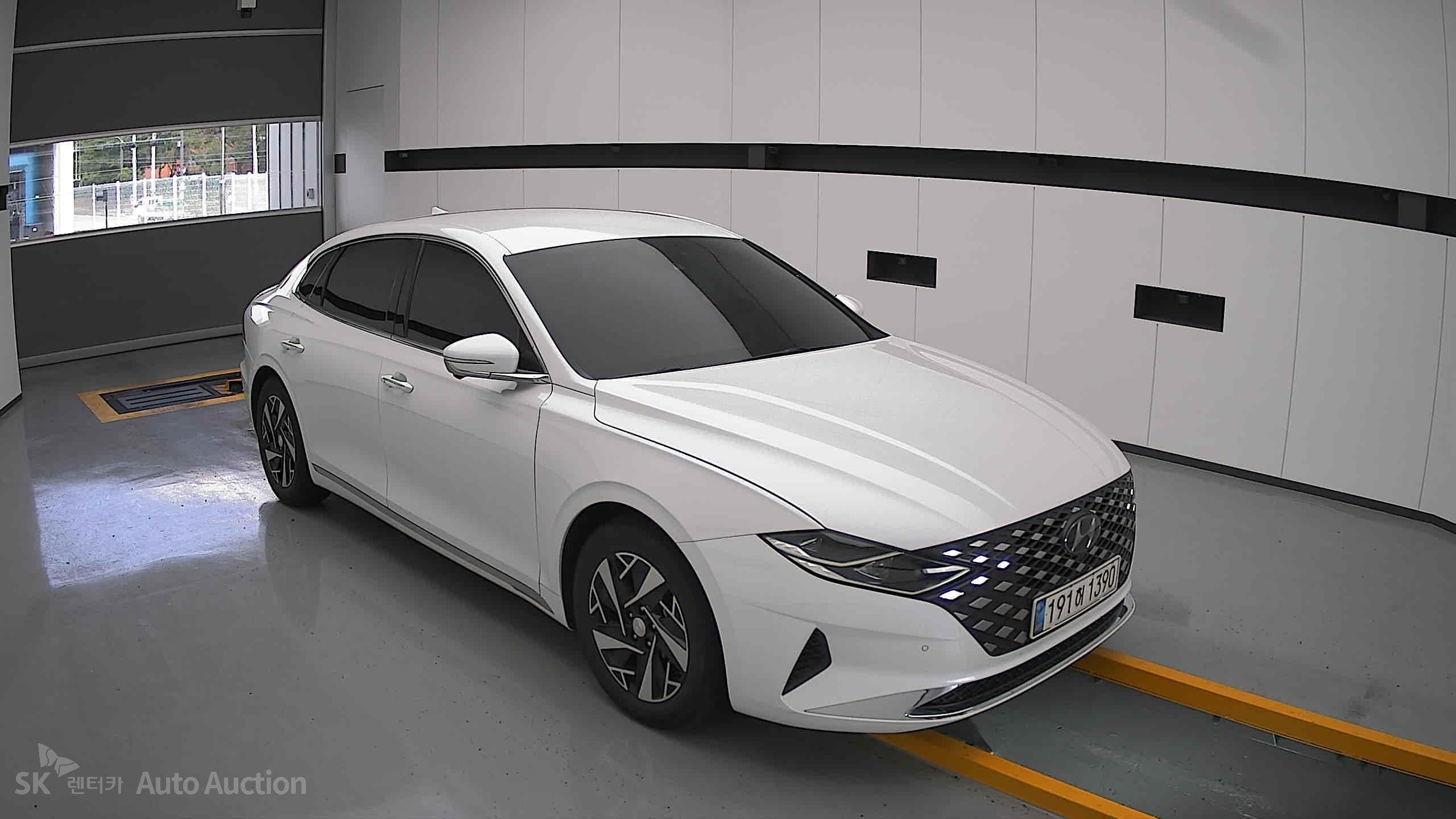 2022 - hyundai grandeur