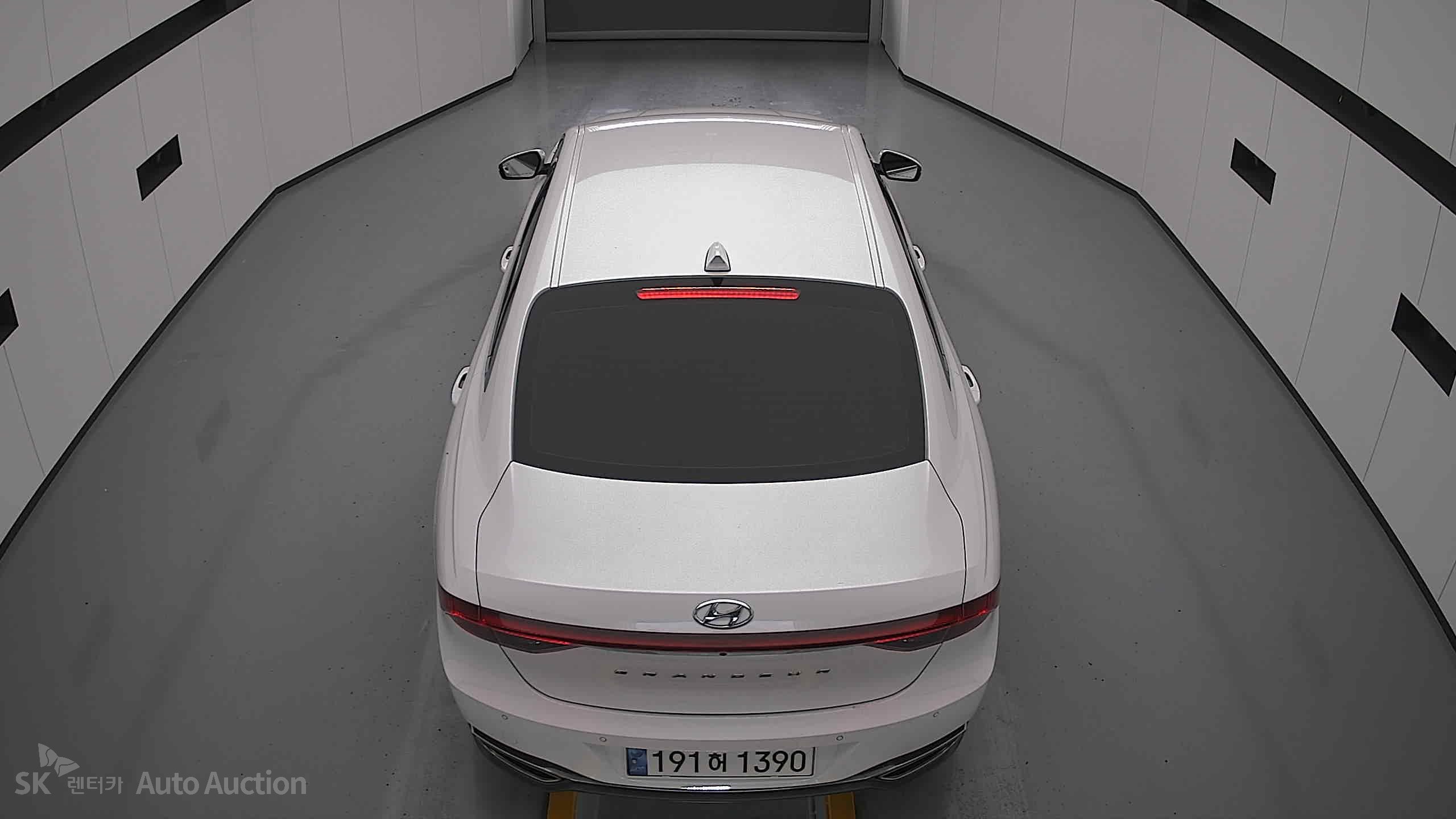 2022 - hyundai grandeur