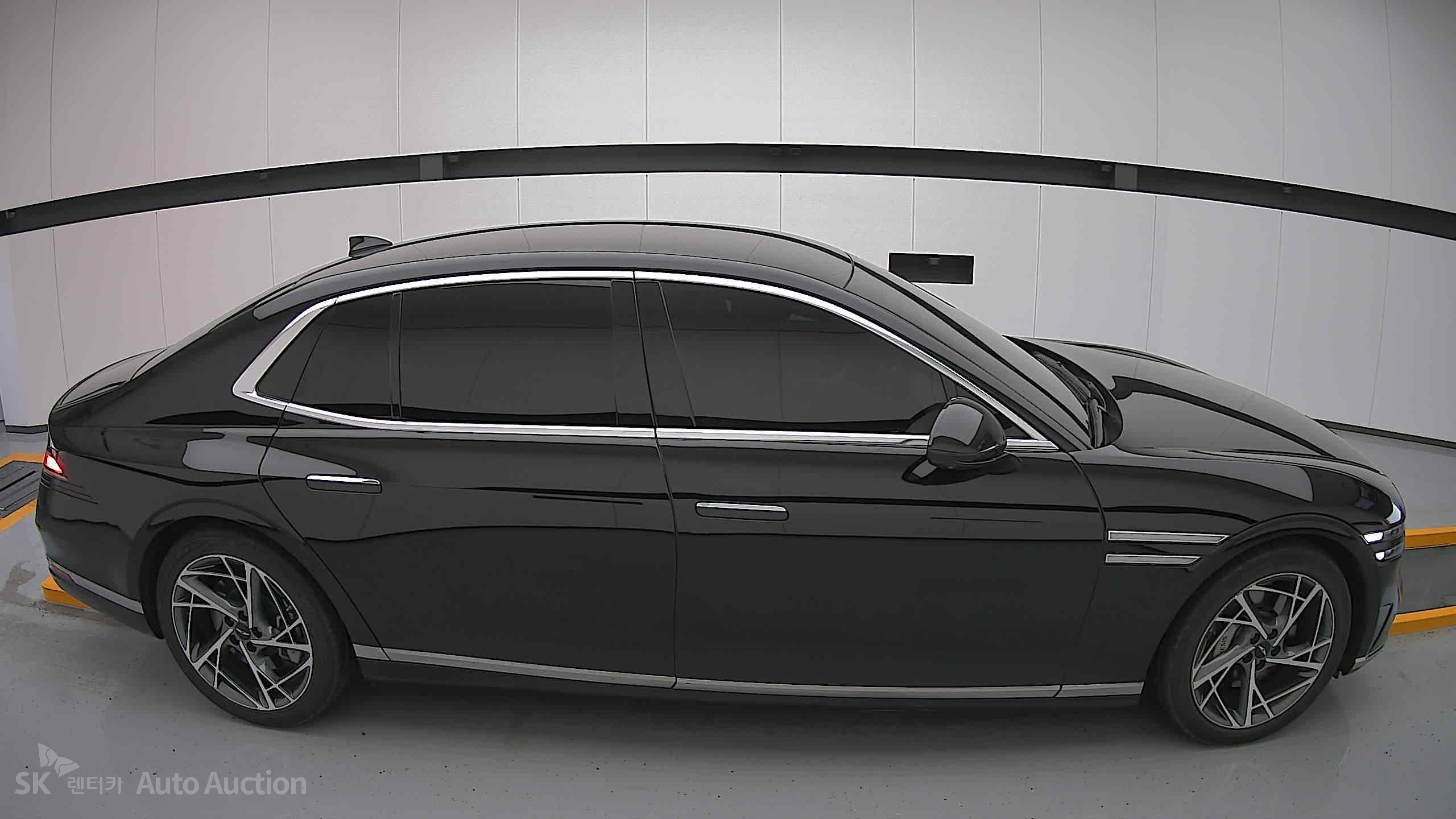 2022 - genesis g90