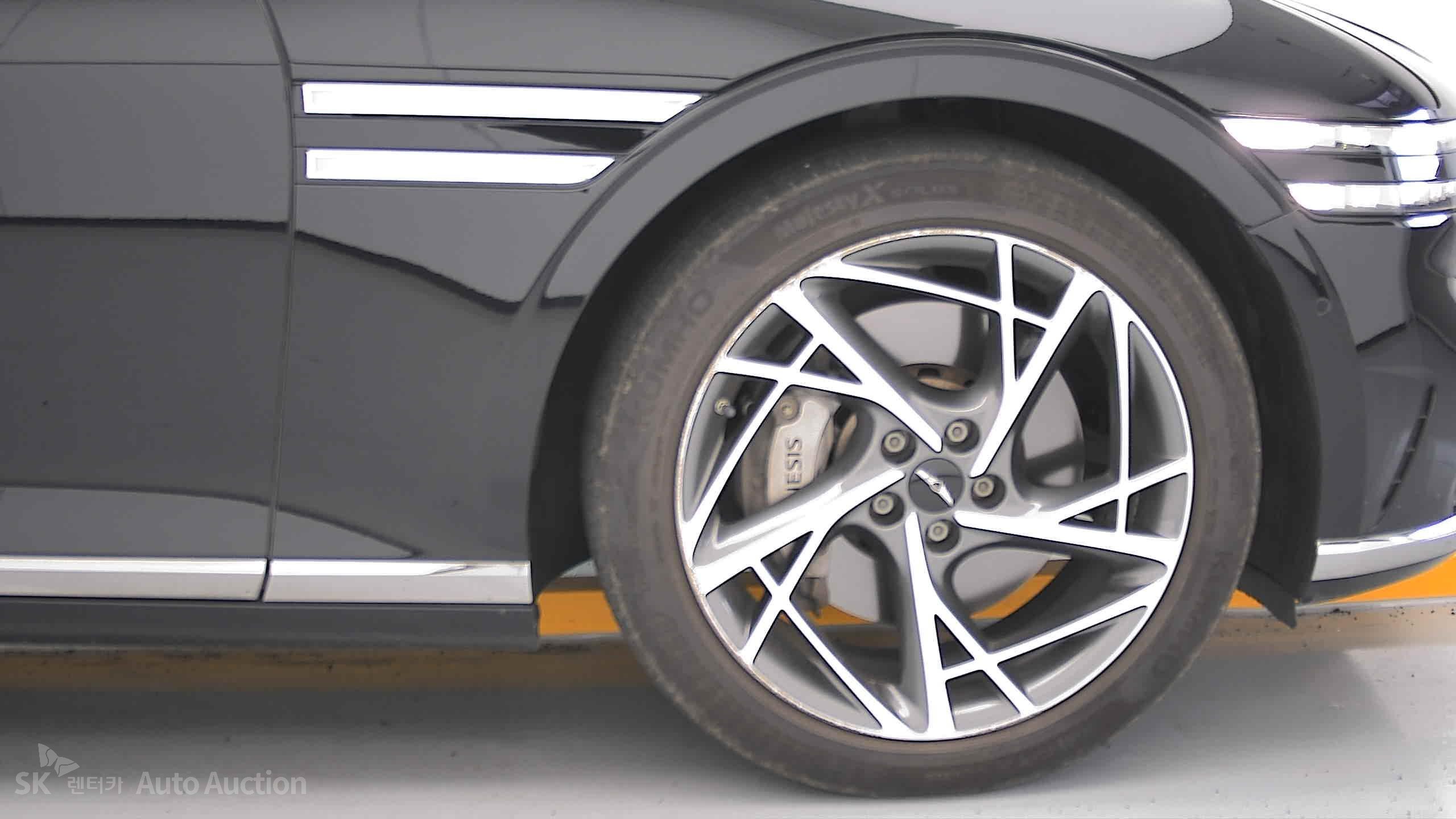 2022 - genesis g90