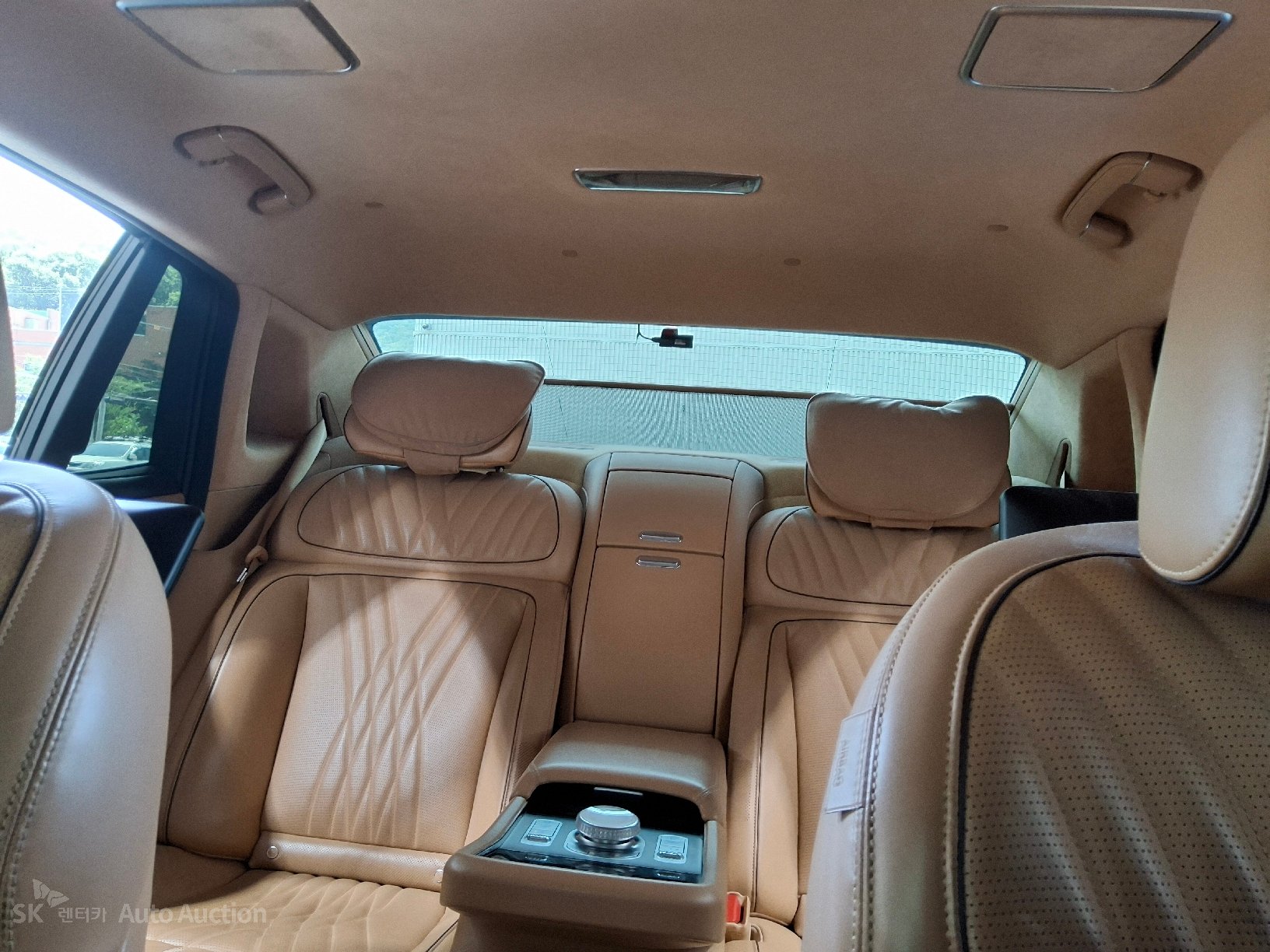 2022 - genesis g90