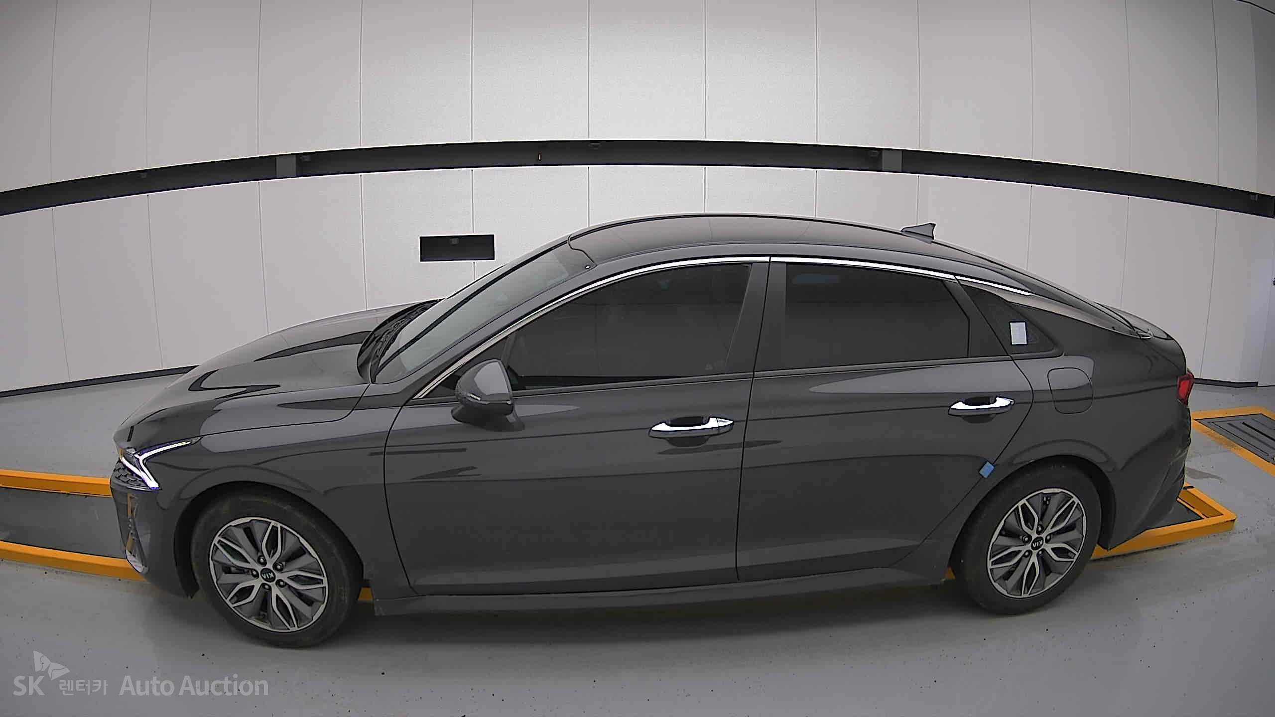 2021 - kia k5