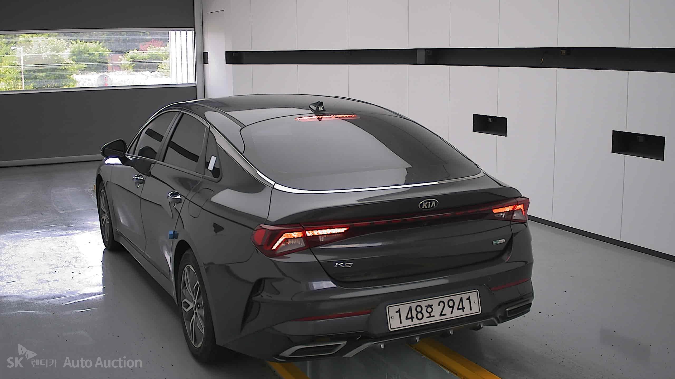2021 - kia k5
