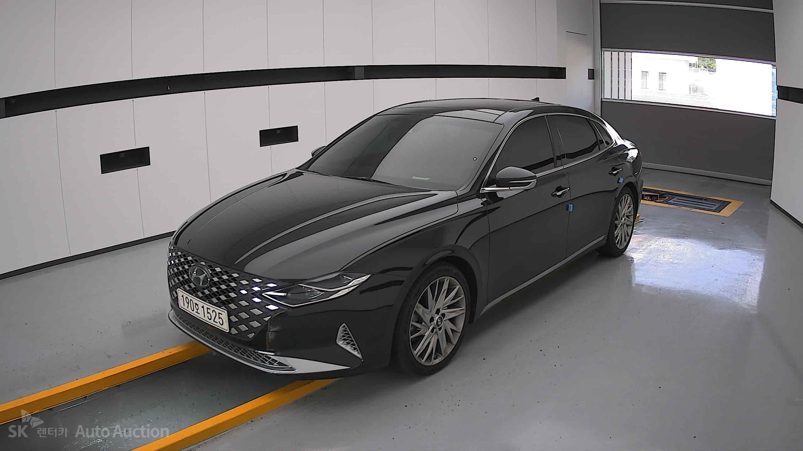 2022 - hyundai grandeur
