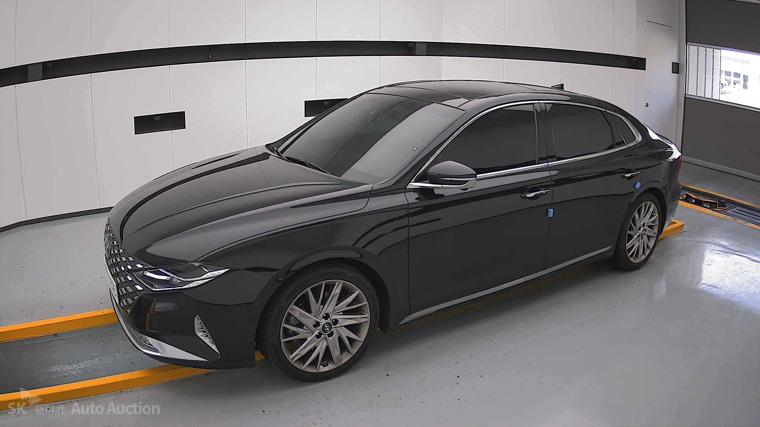 2022 - hyundai grandeur