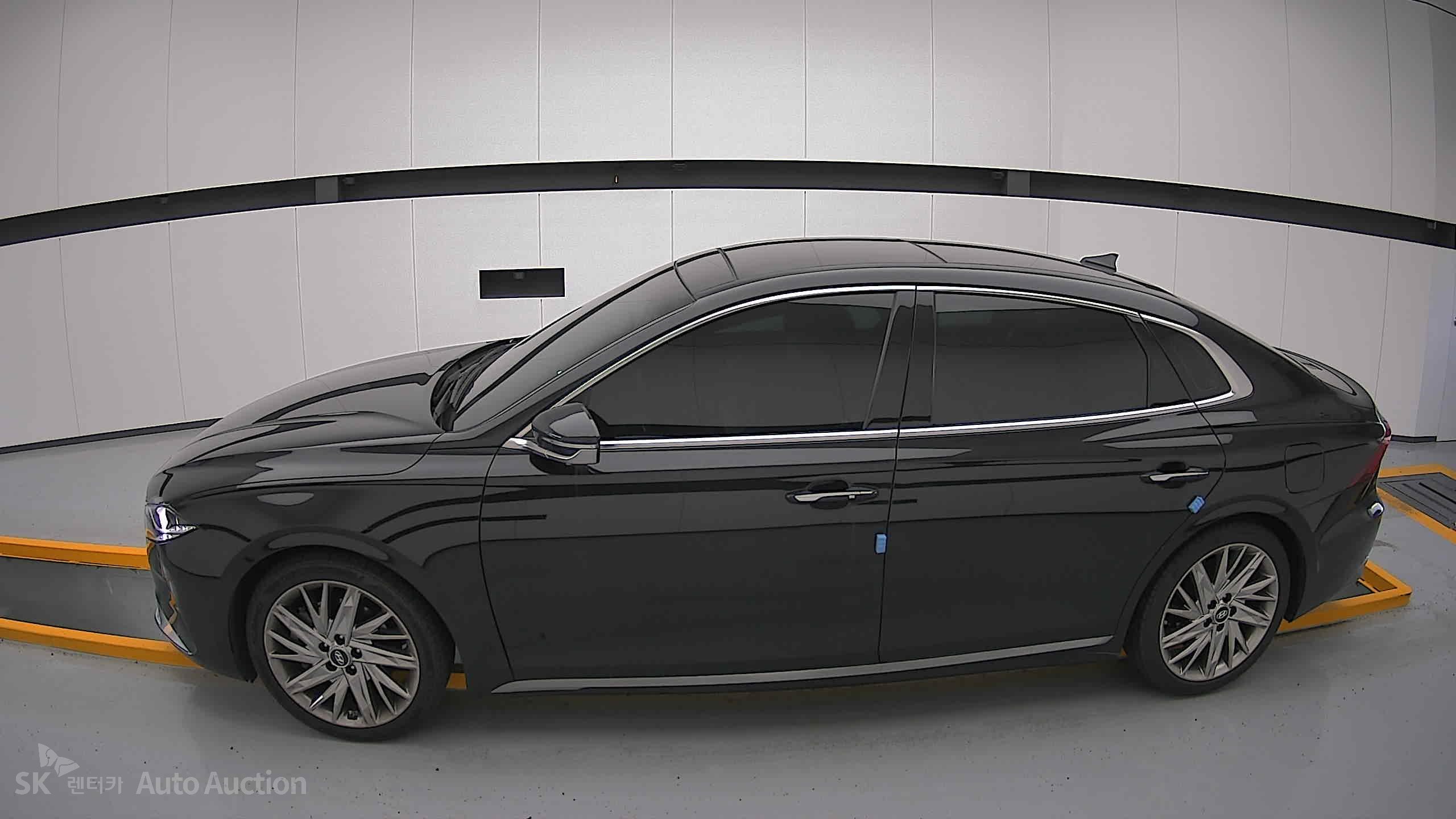 2022 - hyundai grandeur