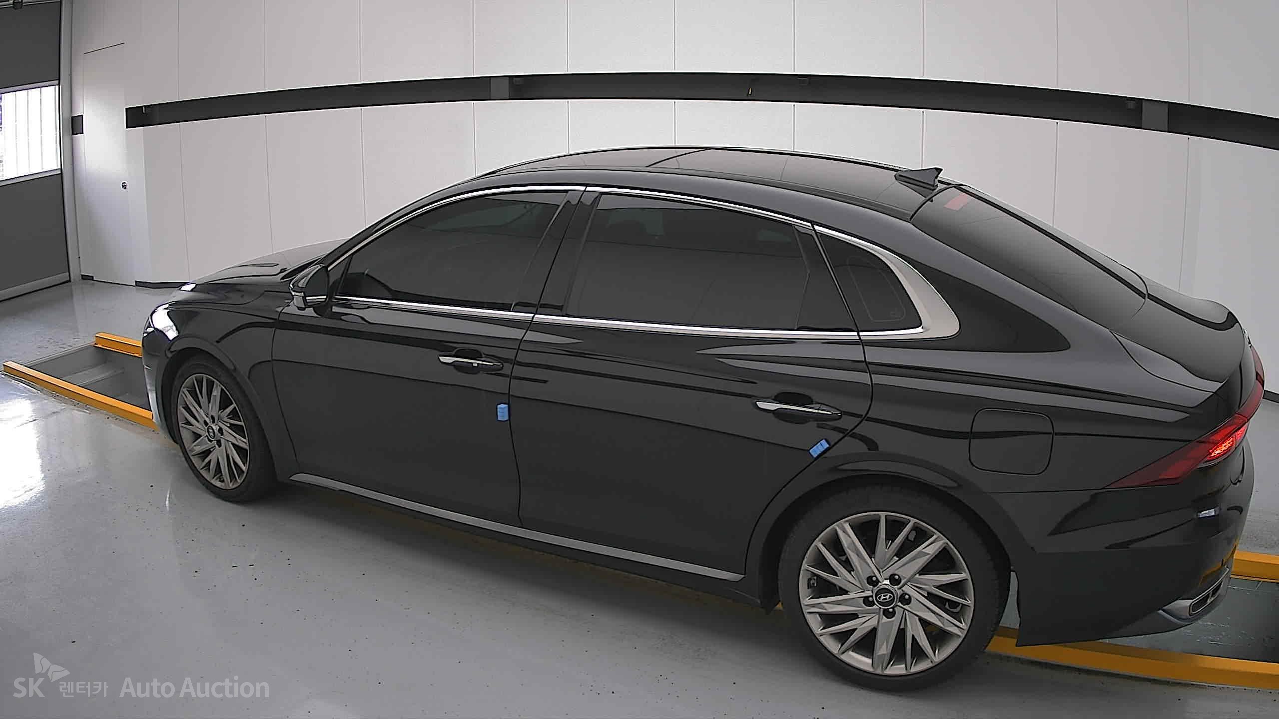 2022 - hyundai grandeur