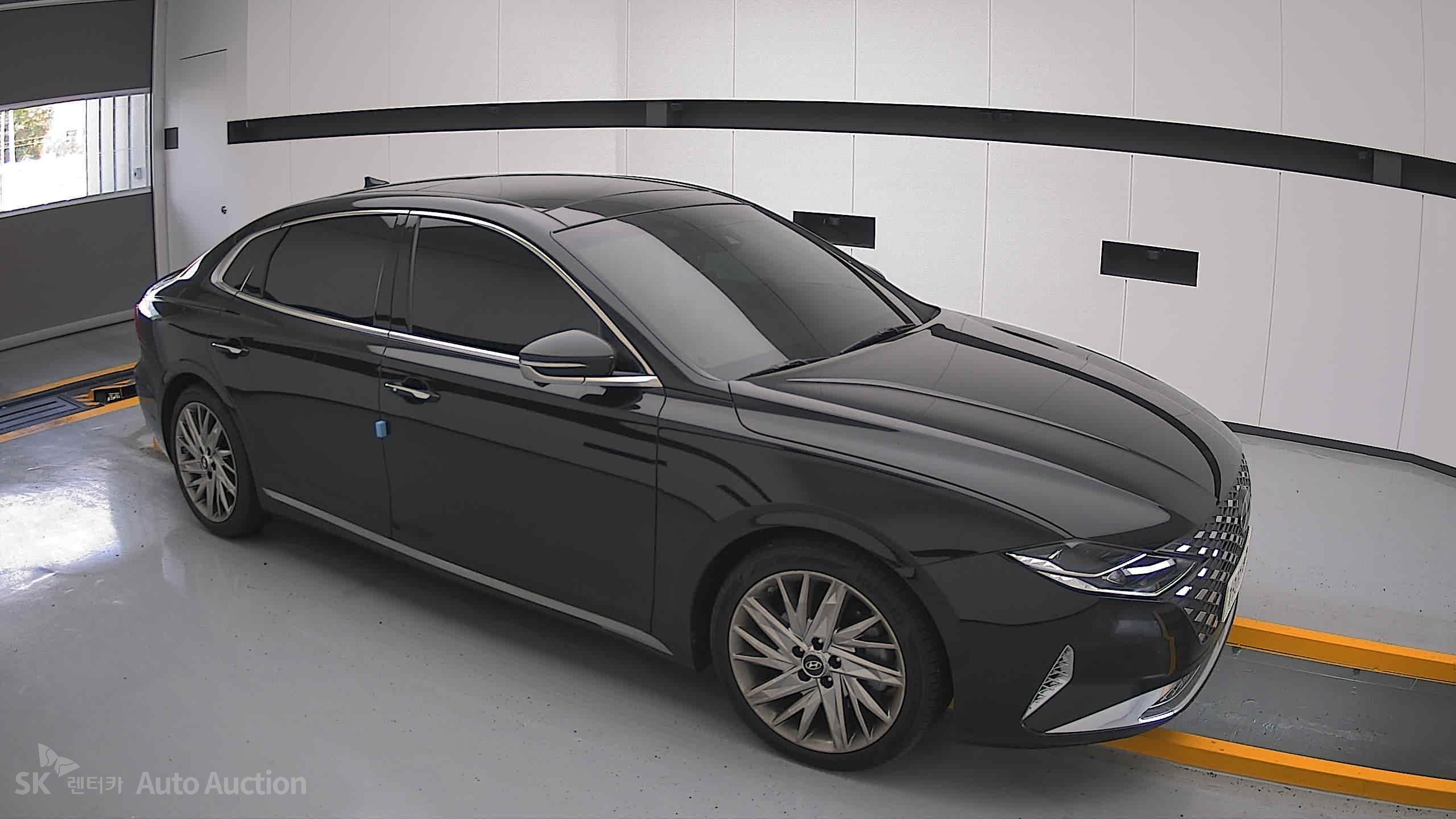 2022 - hyundai grandeur