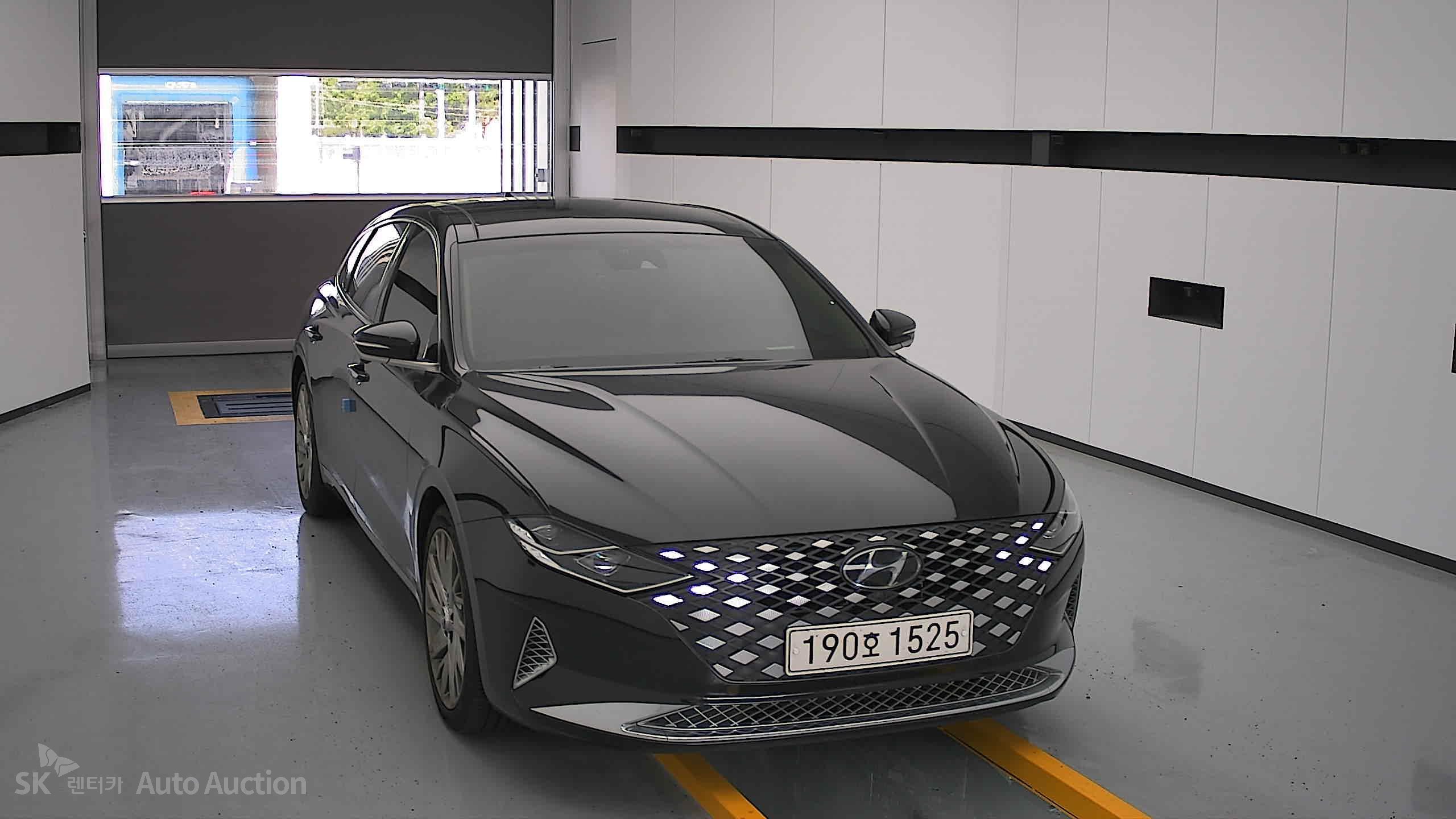 2022 - hyundai grandeur
