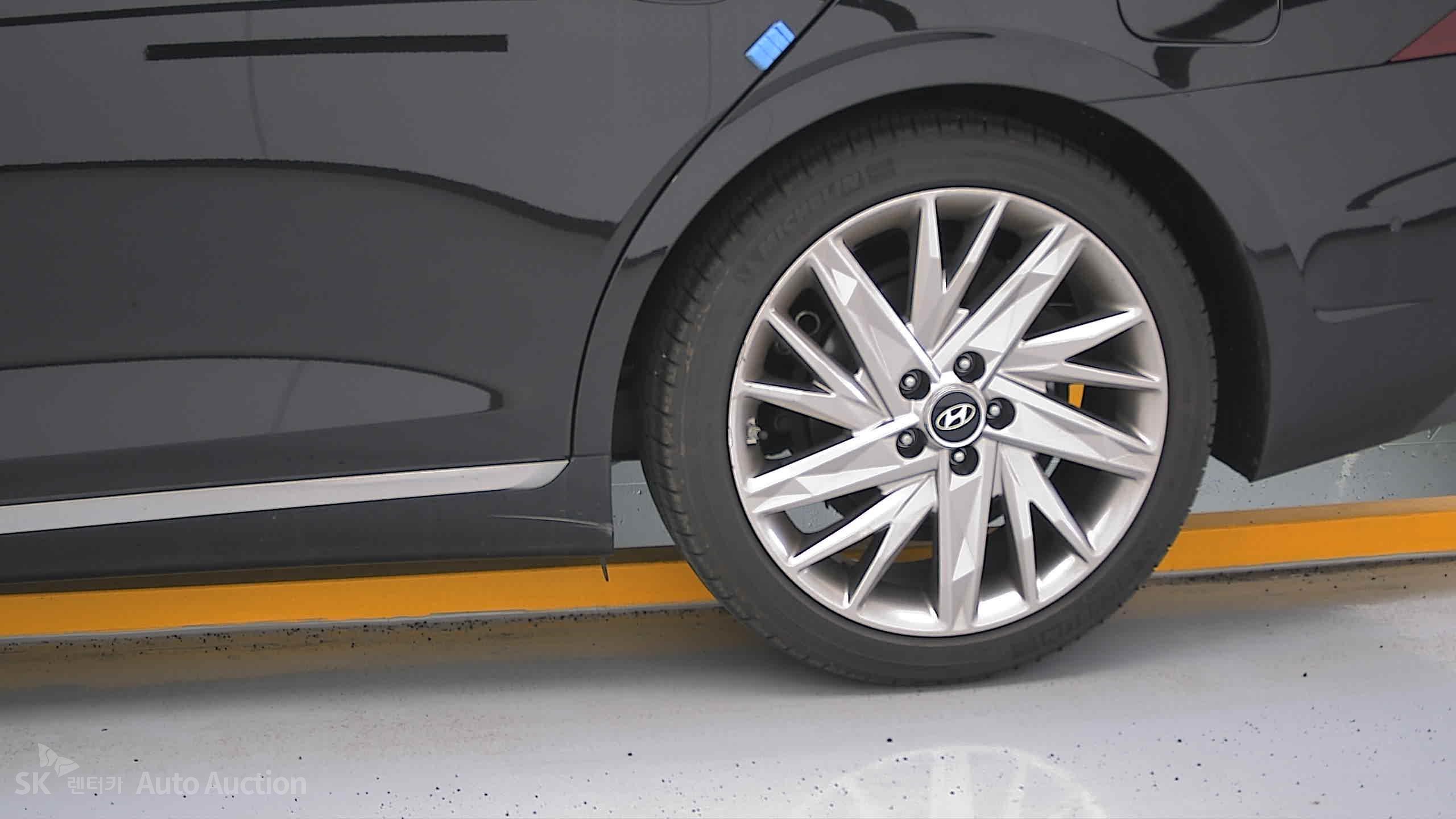 2022 - hyundai grandeur