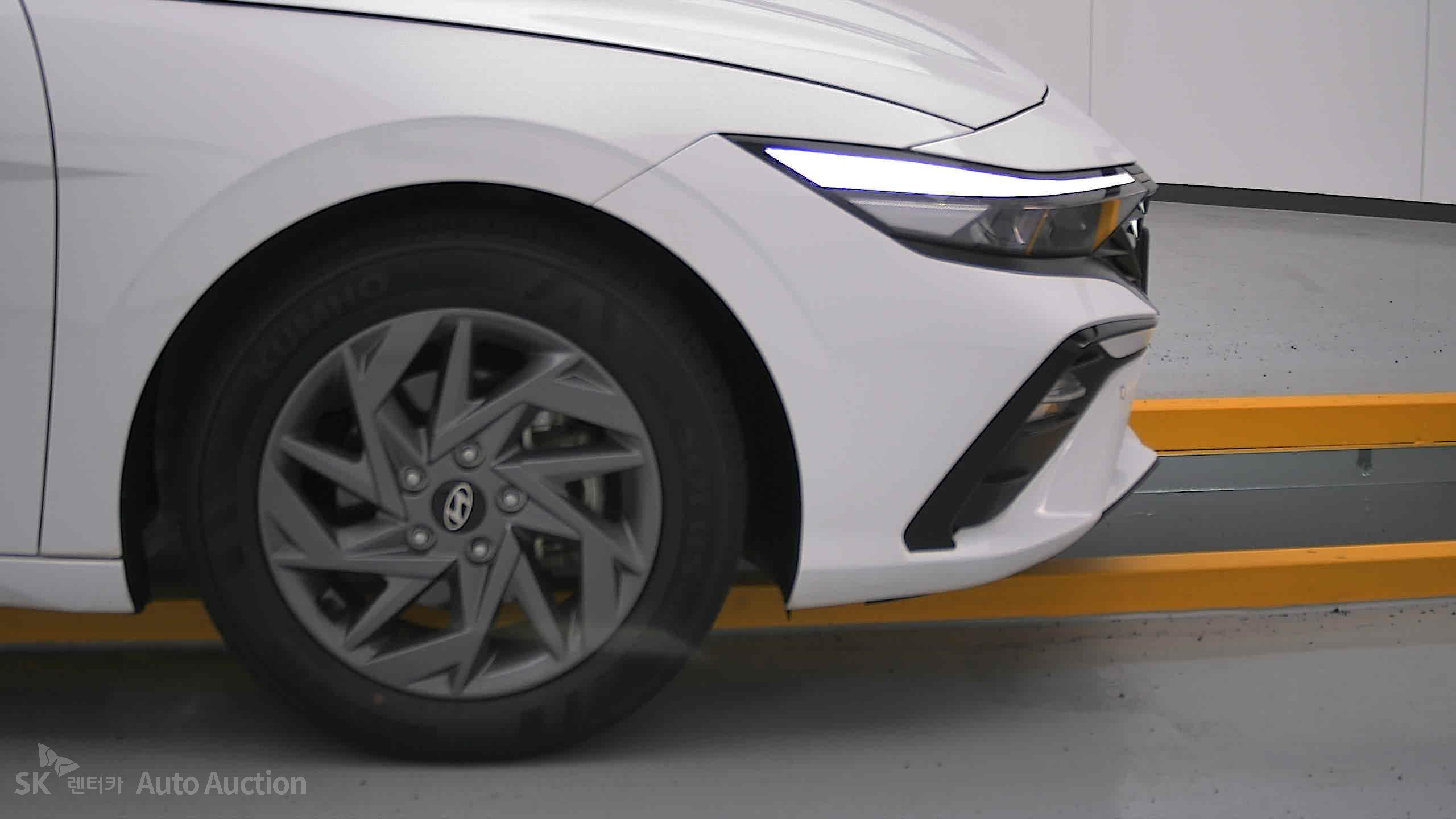 2024 - hyundai avante