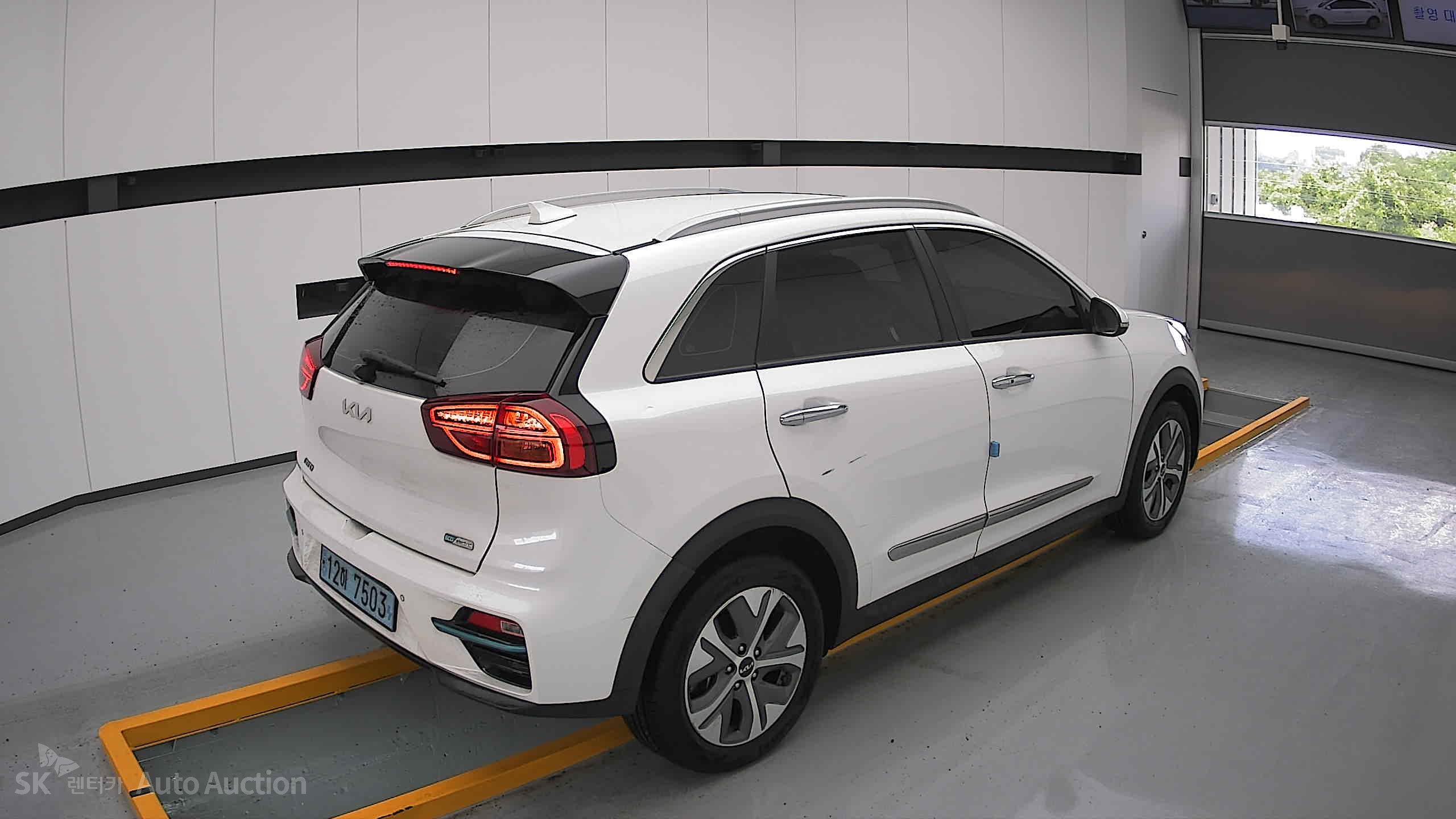 2022 - kia niro