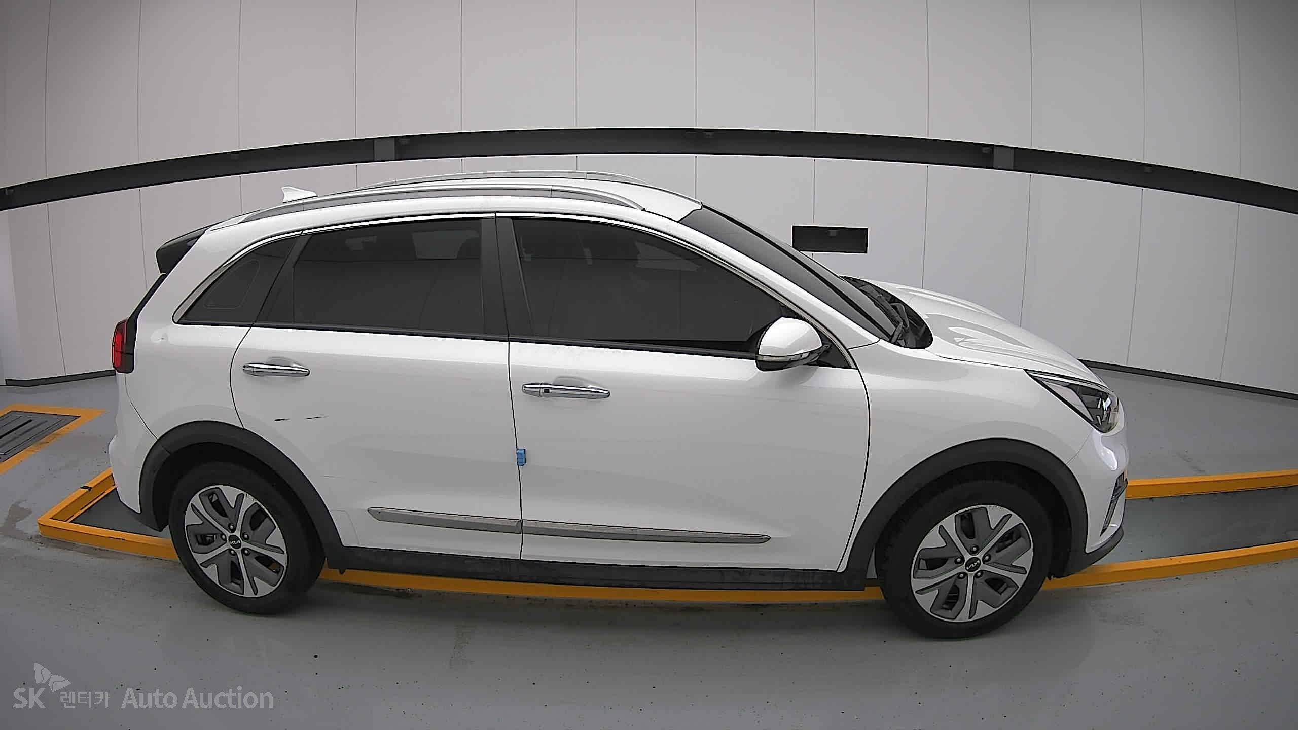 2022 - kia niro