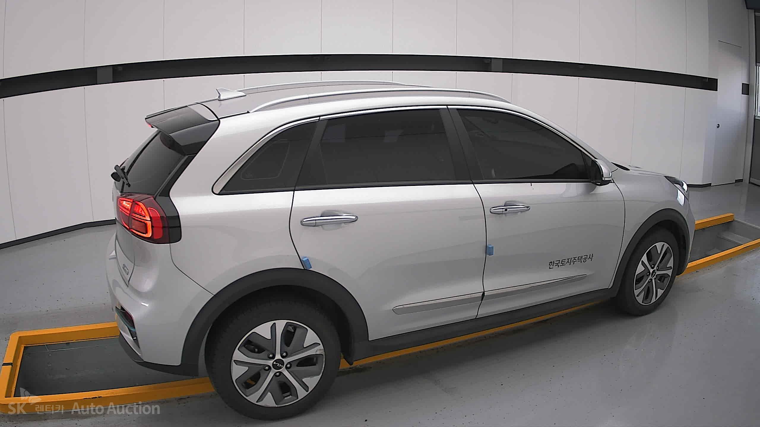2022 - kia niro