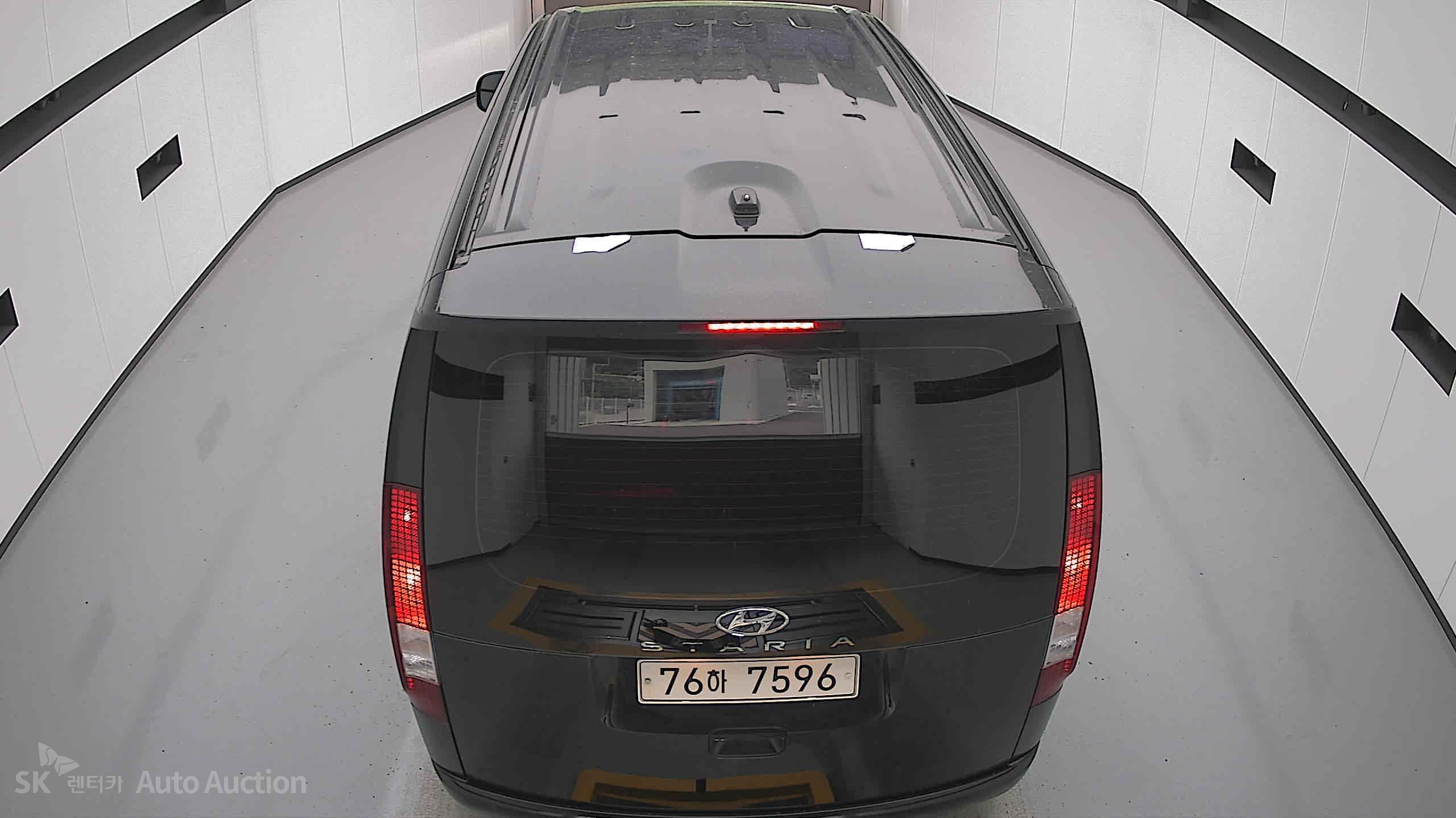 2022 - hyundai staria
