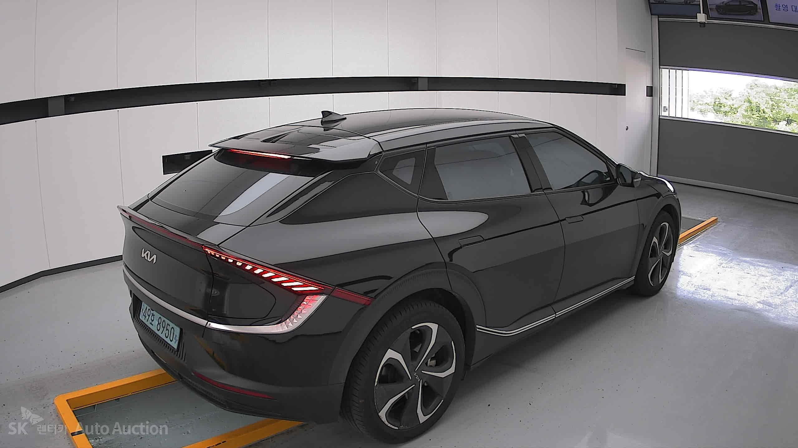 2022 - kia ev6