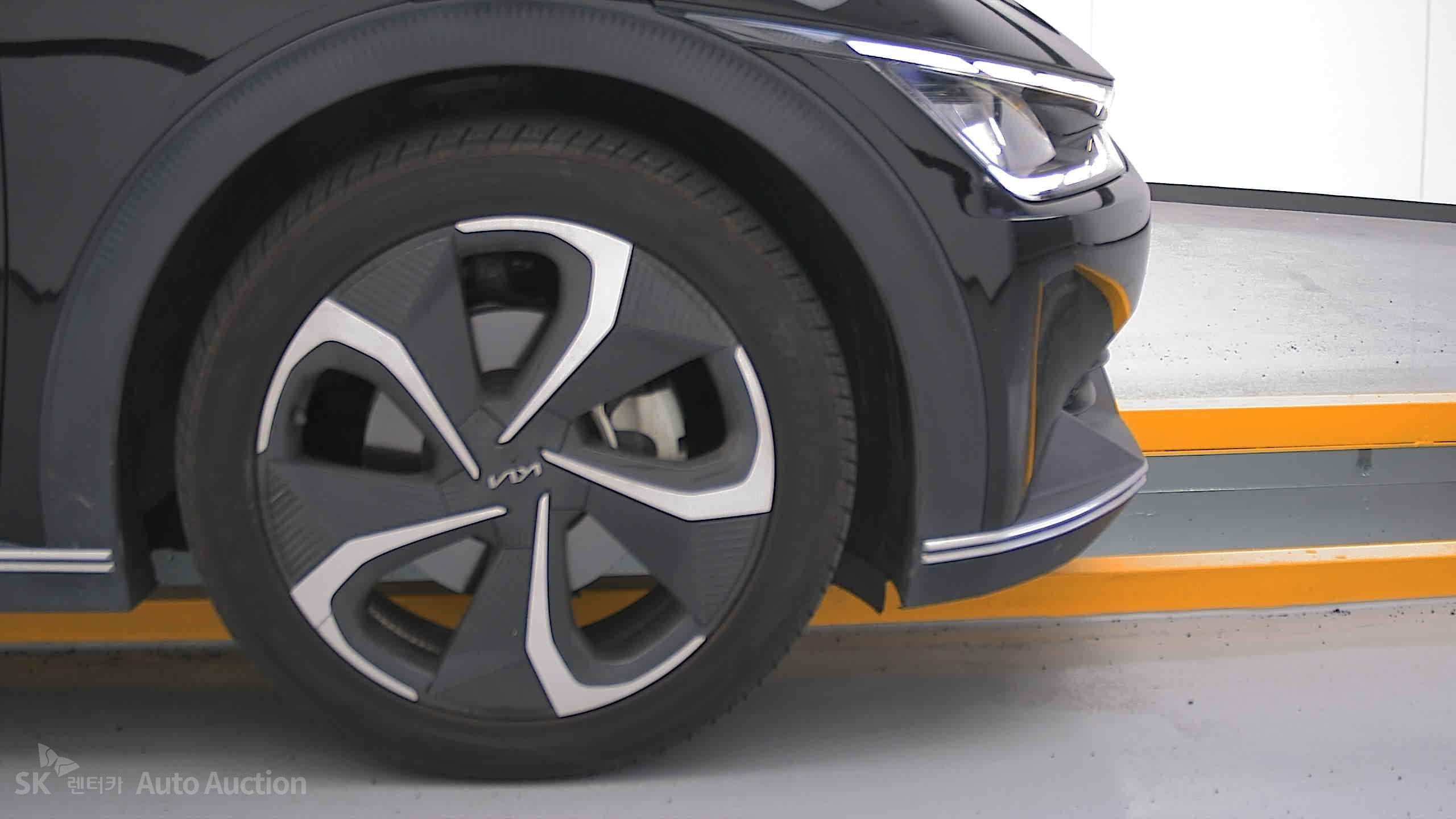 2022 - kia ev6