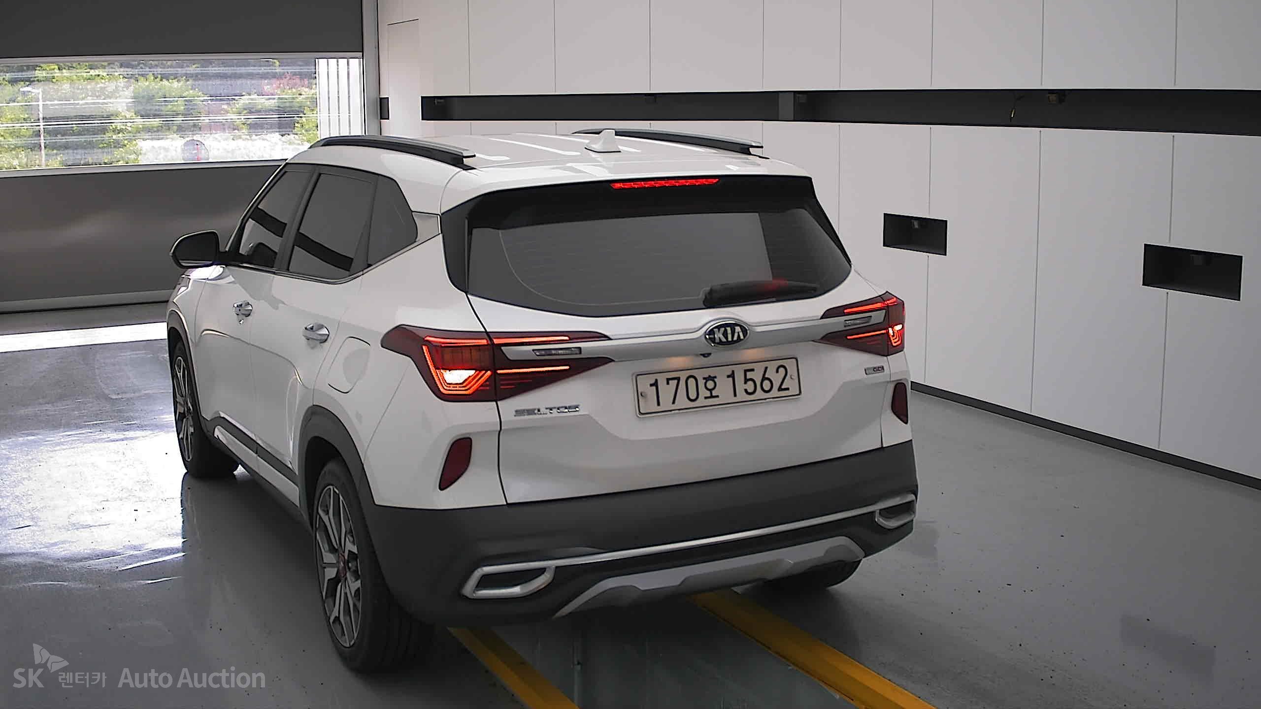 2022 - kia seltos
