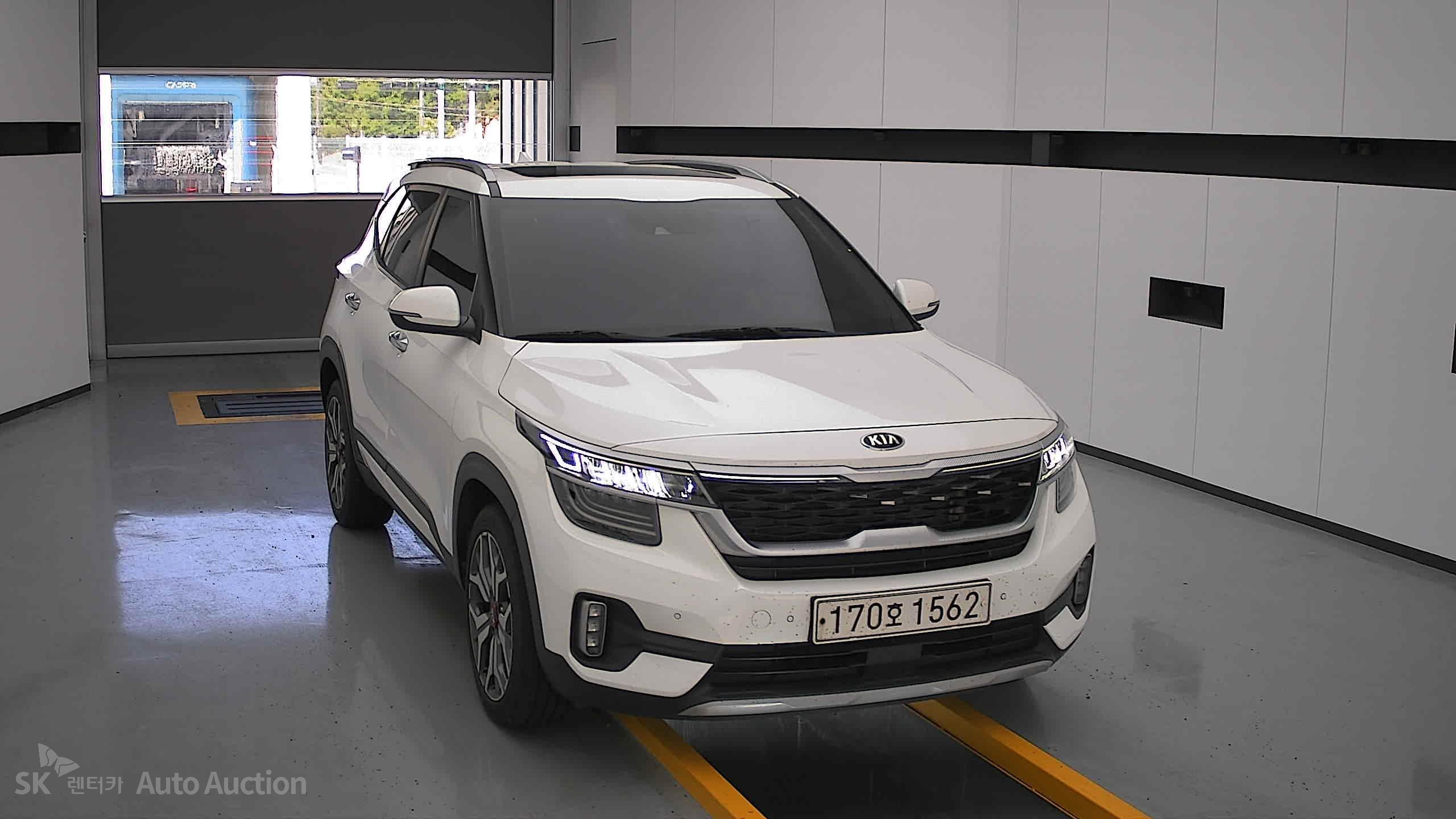 2022 - kia seltos