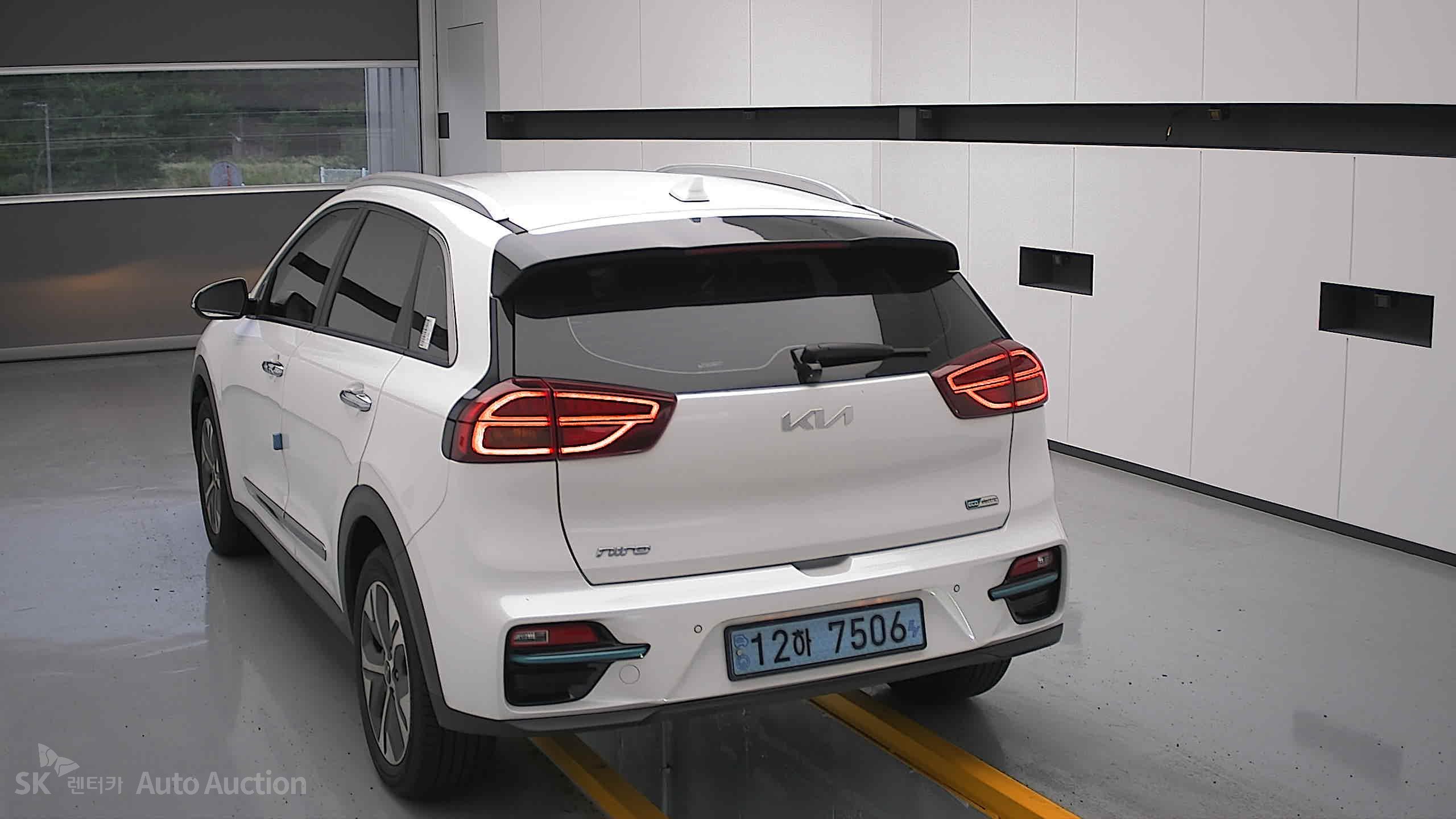 2022 - kia niro