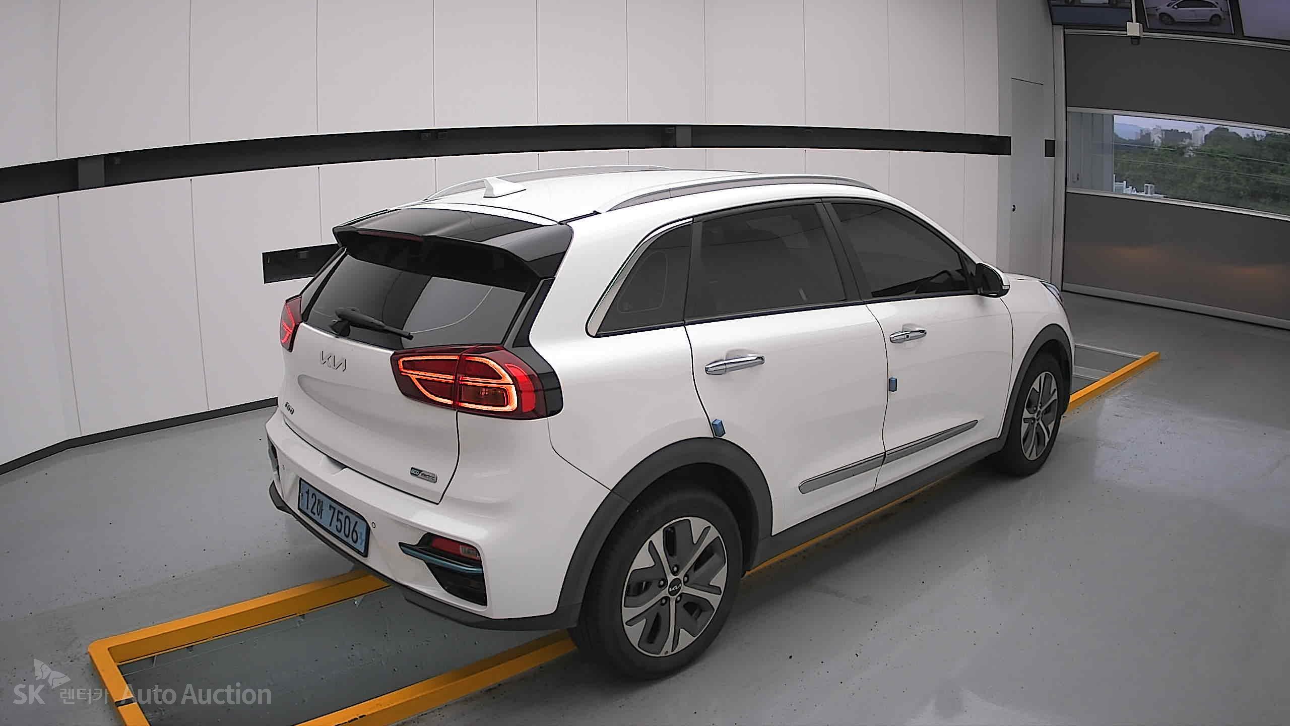 2022 - kia niro