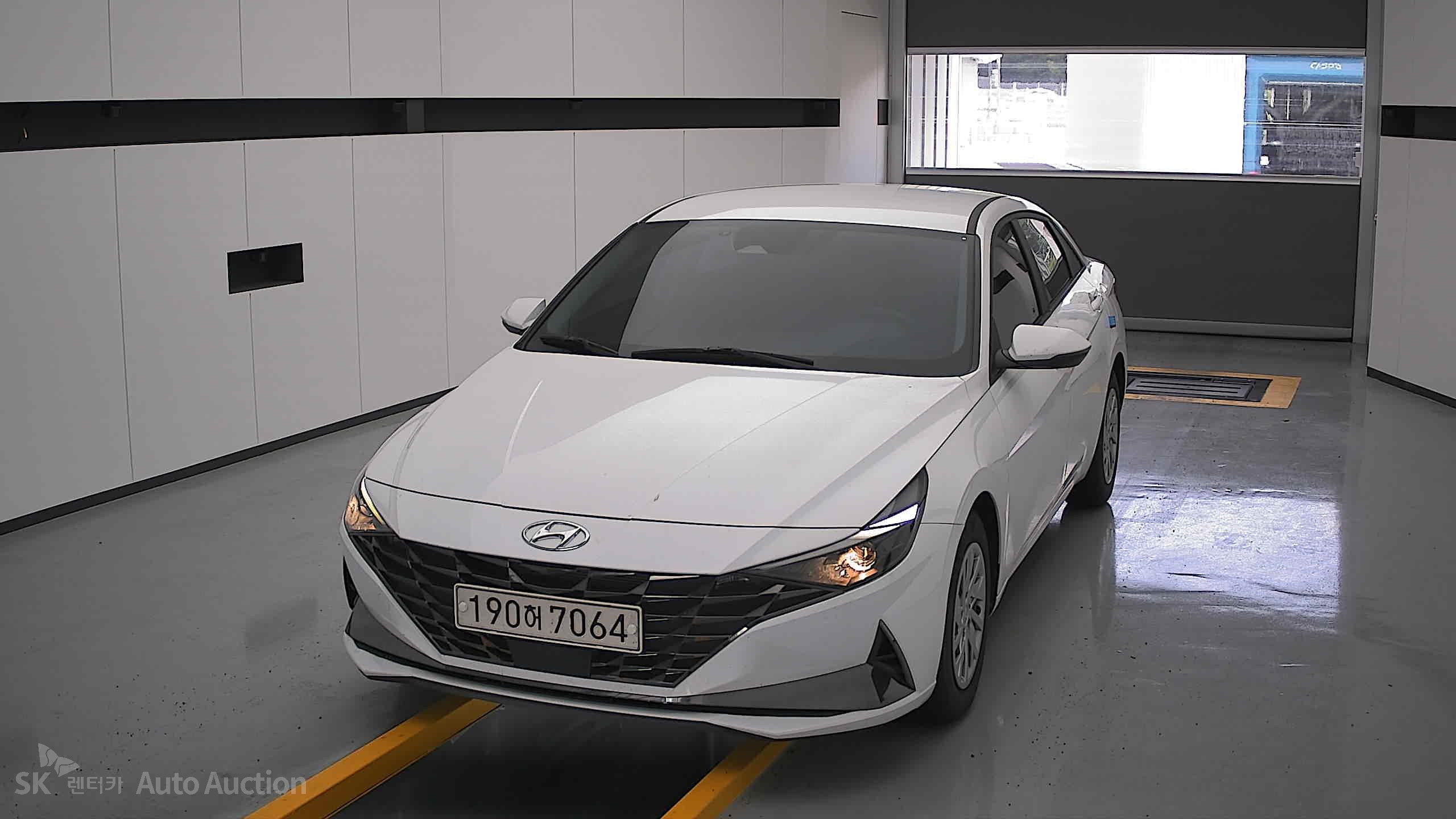 2022 - hyundai avante